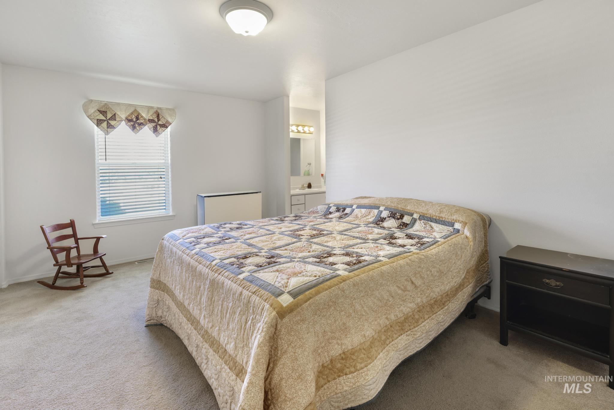 301 Eastridge Drive Property Photo 7