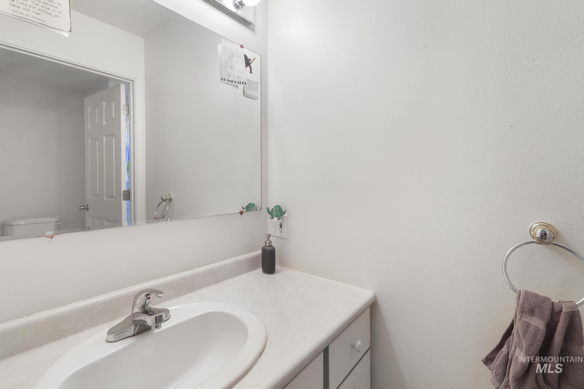 301 Eastridge Drive Property Photo 11