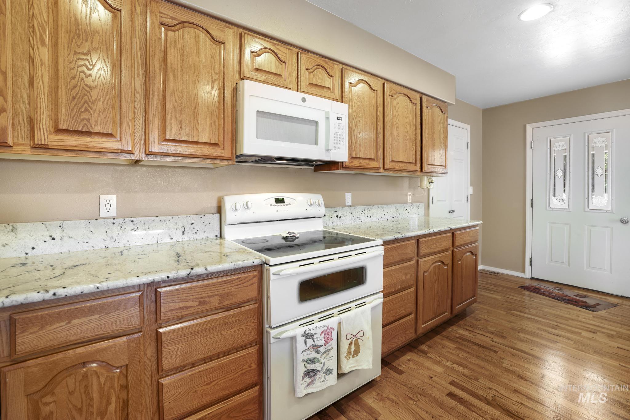301 Eastridge Drive Property Photo 26