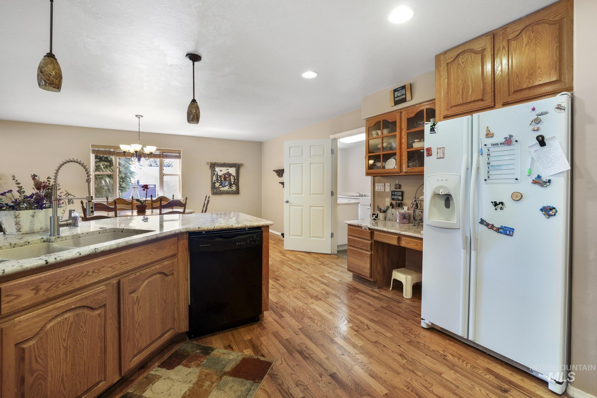 301 Eastridge Drive Property Photo 29