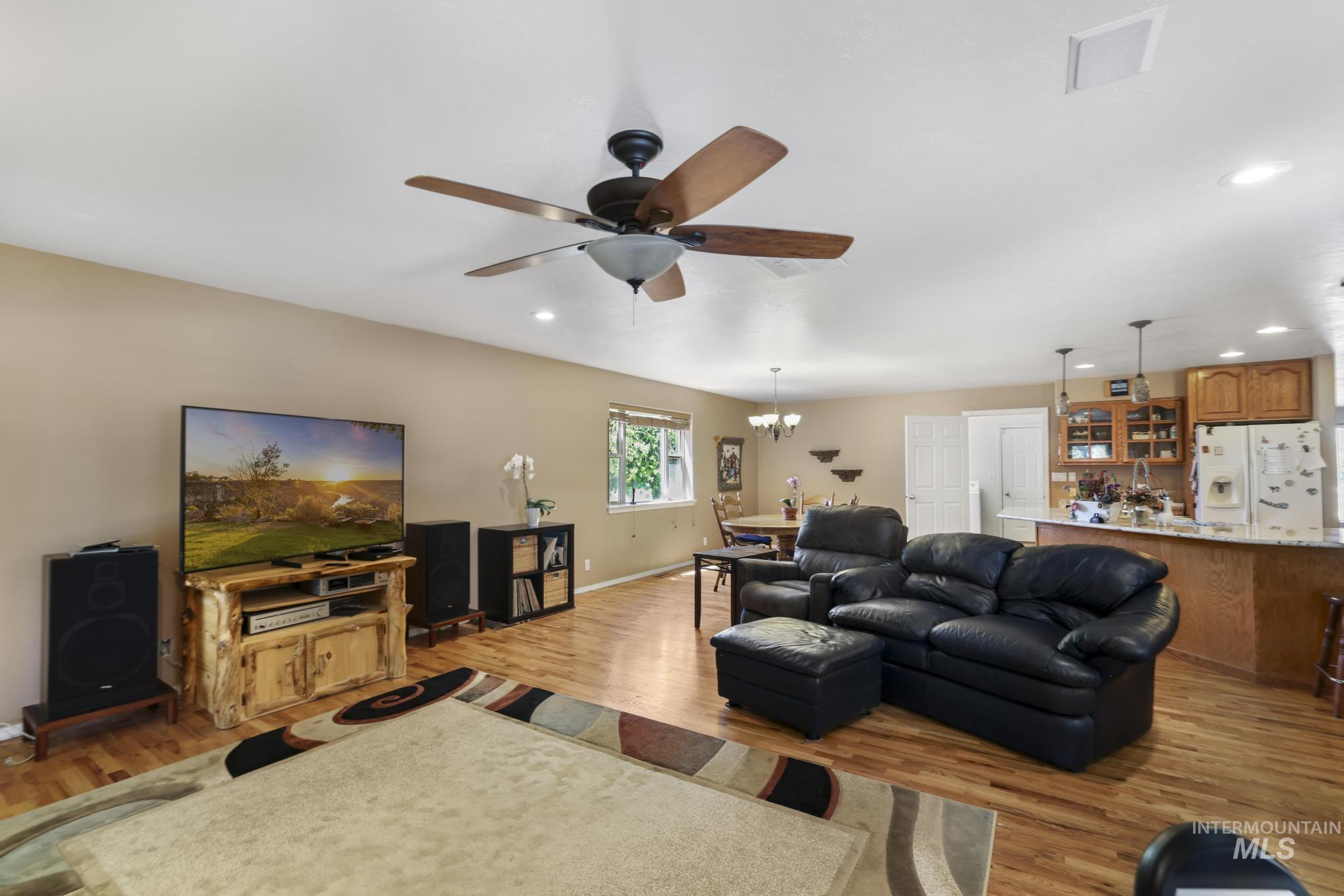301 Eastridge Drive Property Photo 33