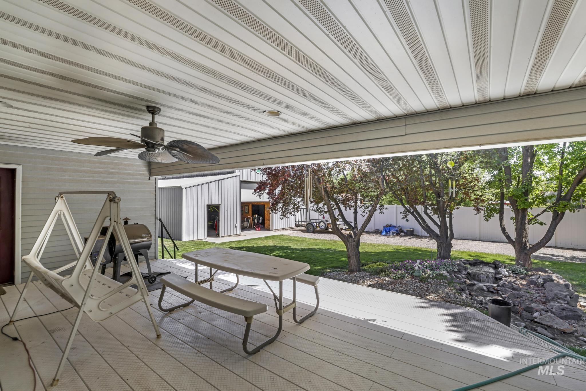 301 Eastridge Drive Property Photo 41