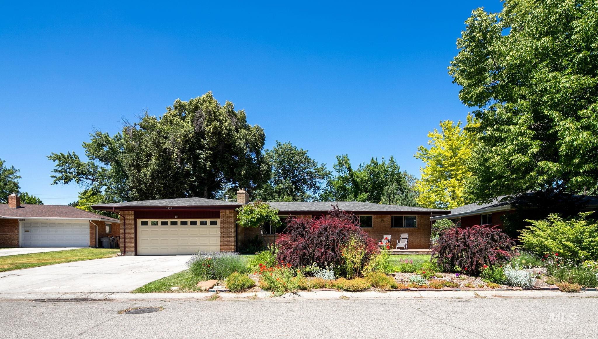 5932 W Poplar Dr. Property Photo 3