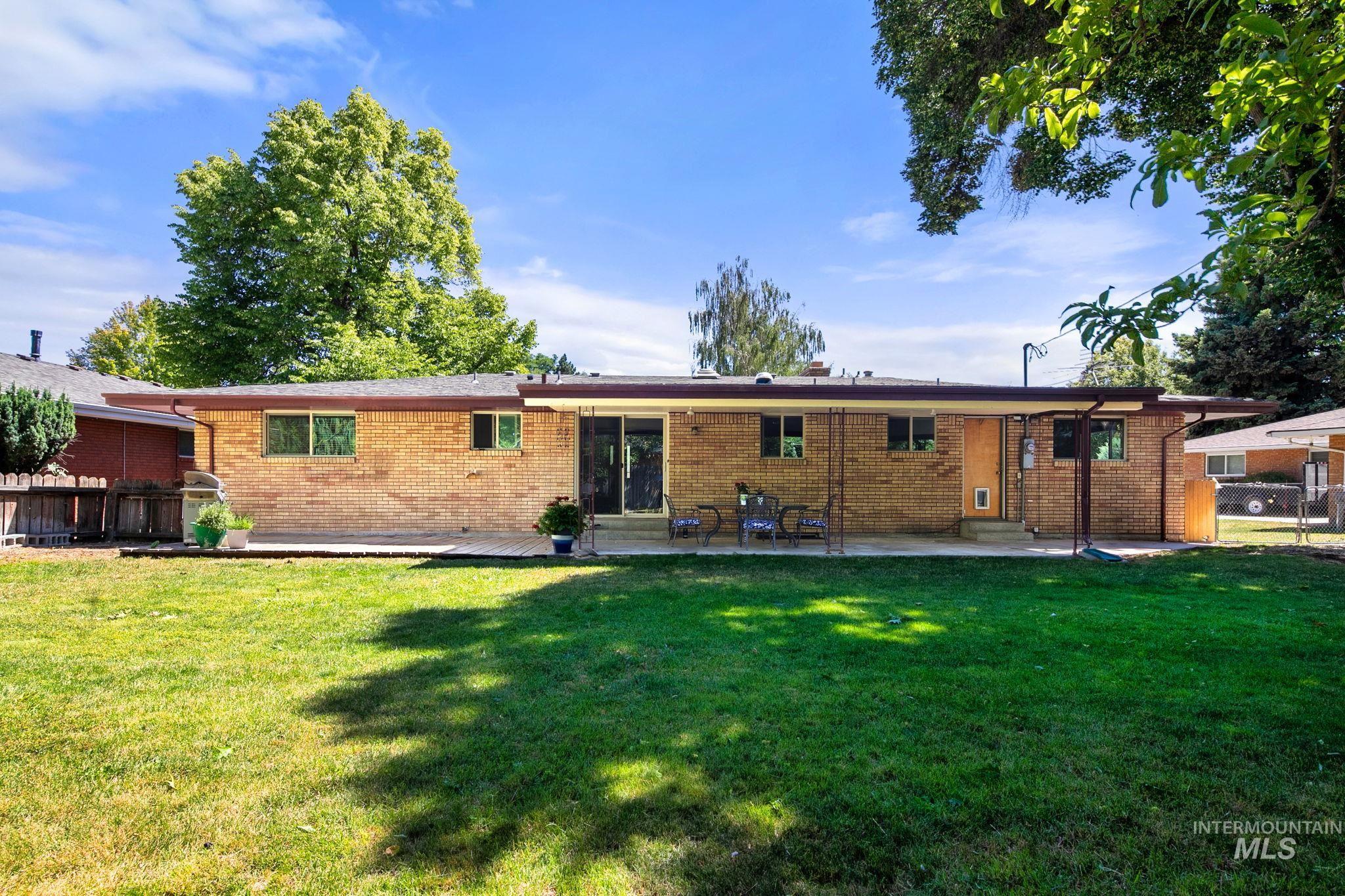 5932 W Poplar Dr. Property Photo 37
