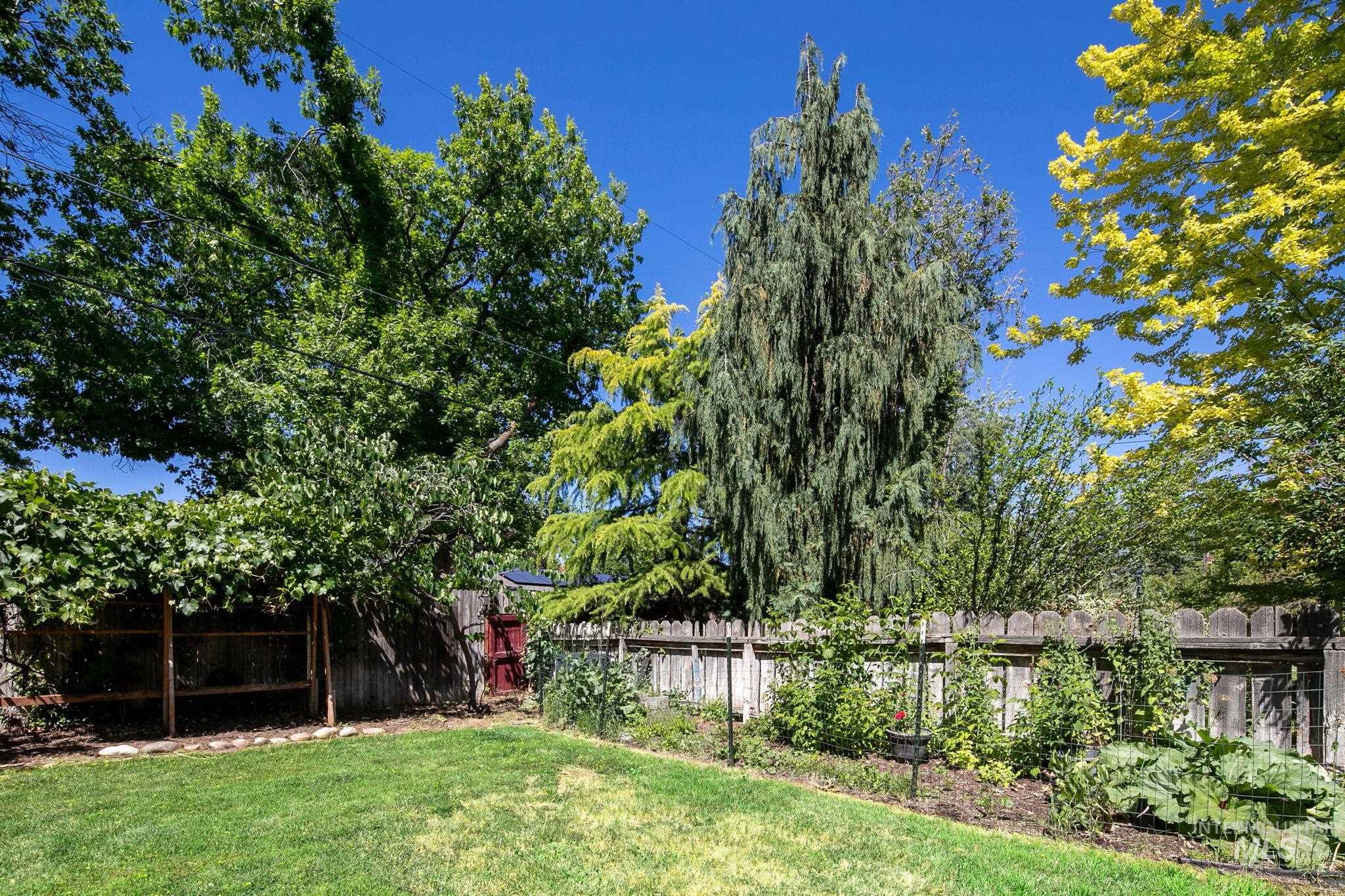 5932 W Poplar Dr. Property Photo 38