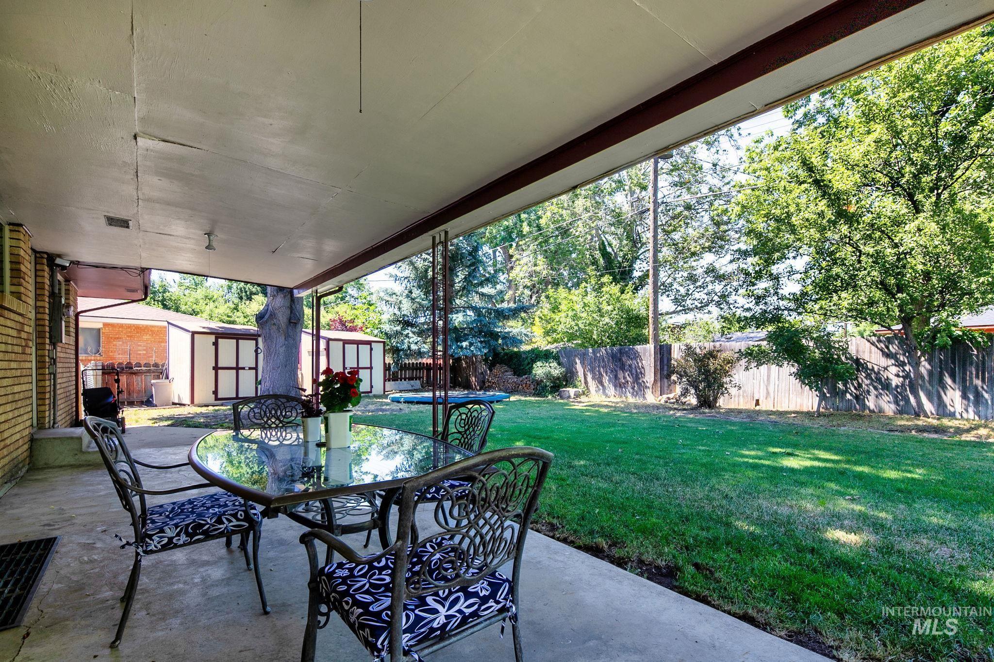 5932 W Poplar Dr. Property Photo 44