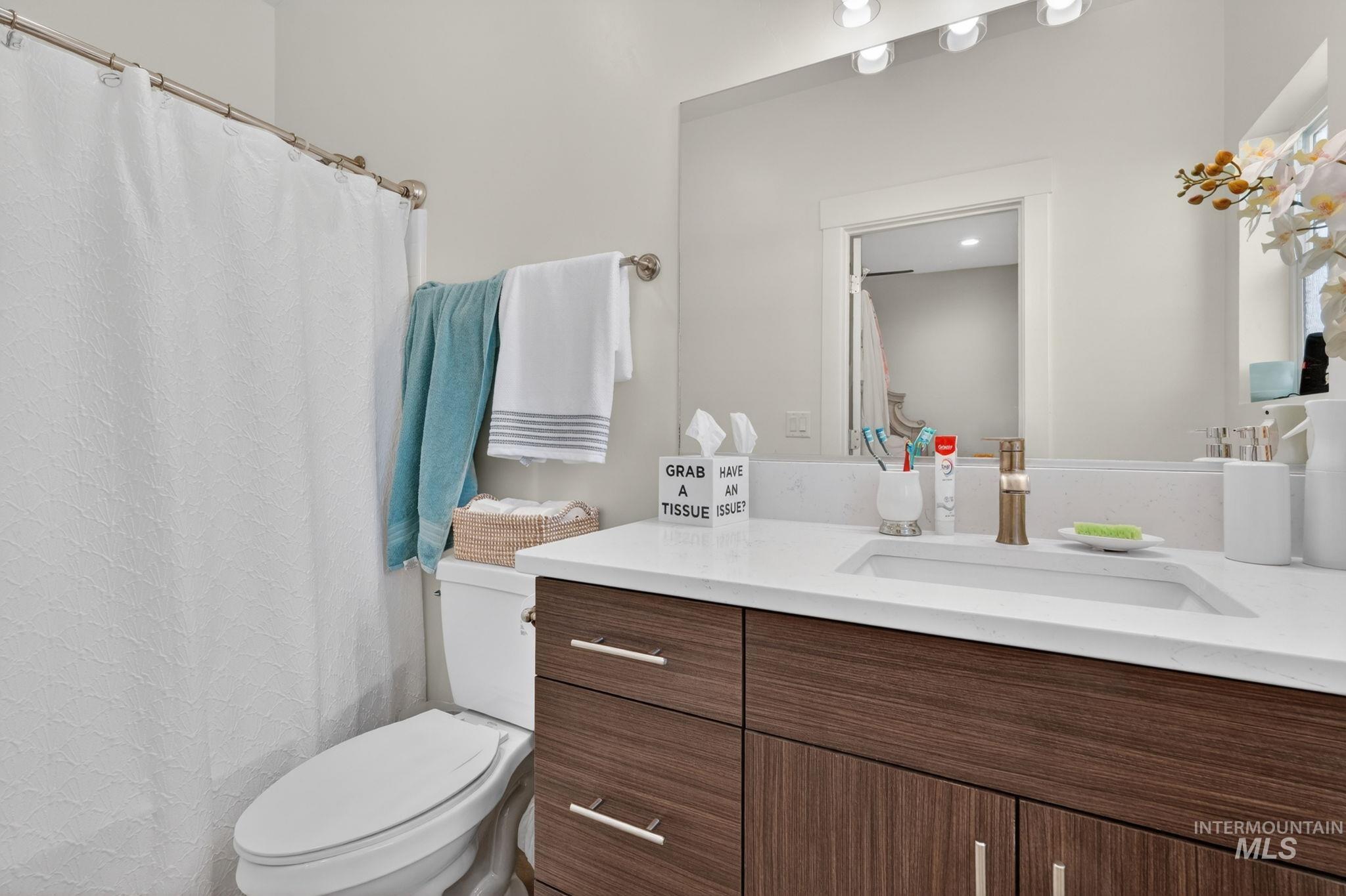 1578 Surprise Valley Road Property Photo 25