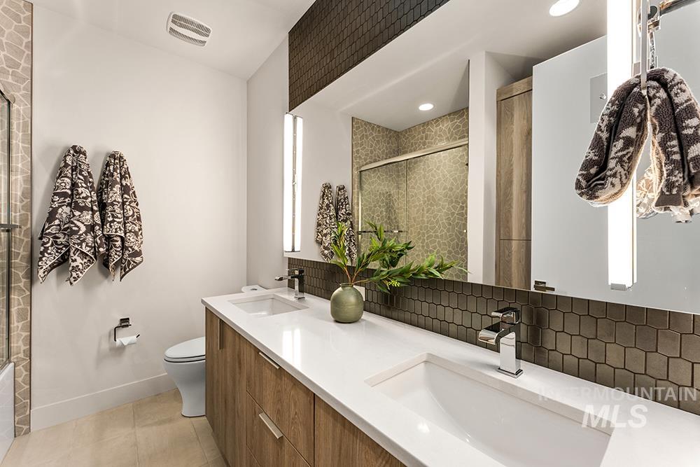 865 S Lone Hollow Way Property Photo 33