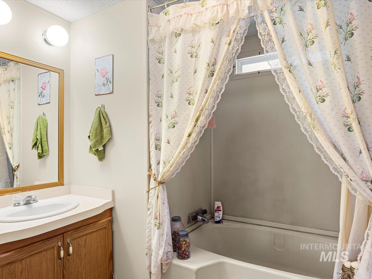 12891 Spring Valley Road Property Photo 8