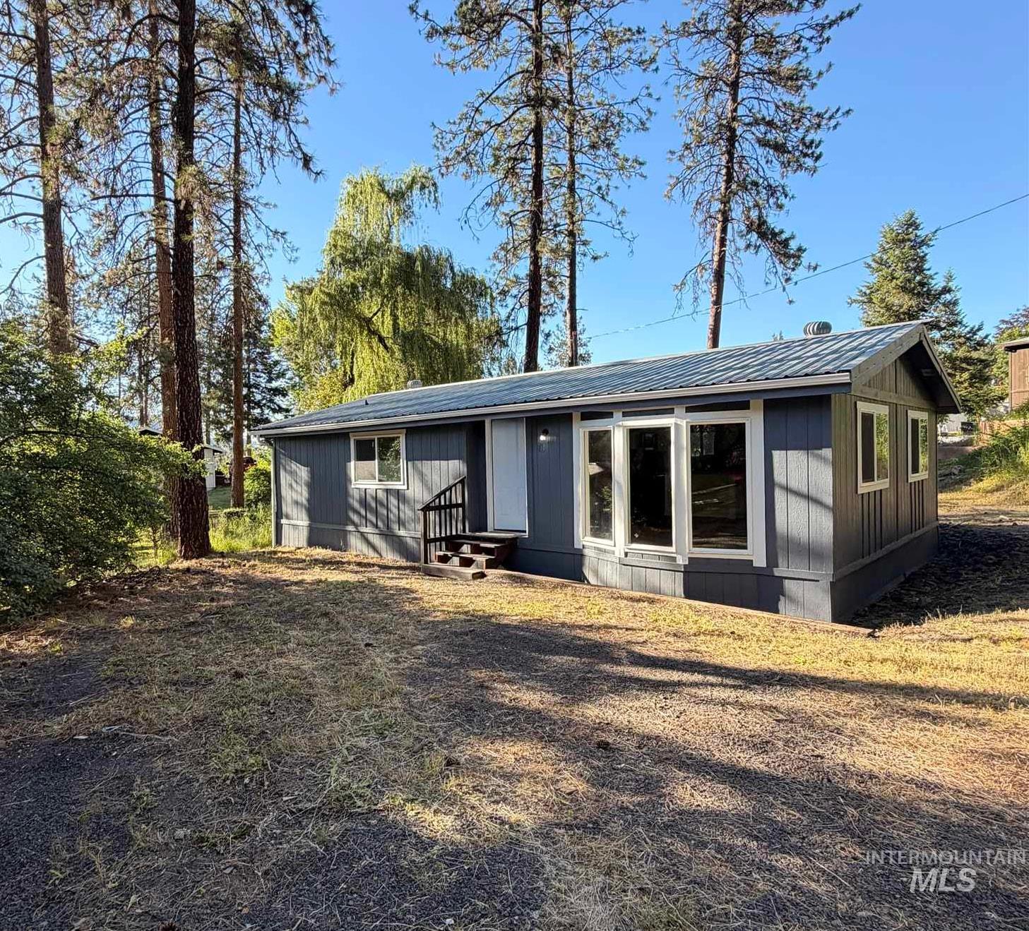 151 View Road Property Photo 1