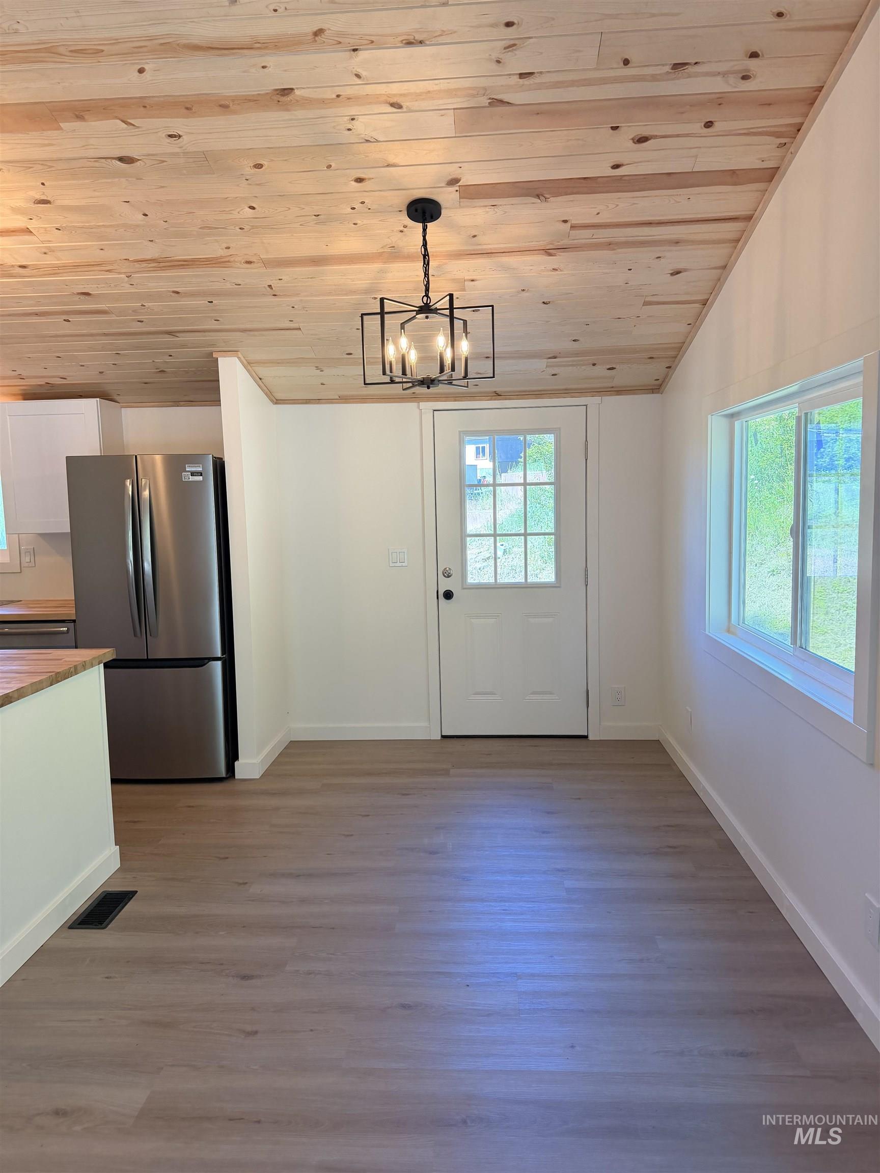 151 View Road Property Photo 9