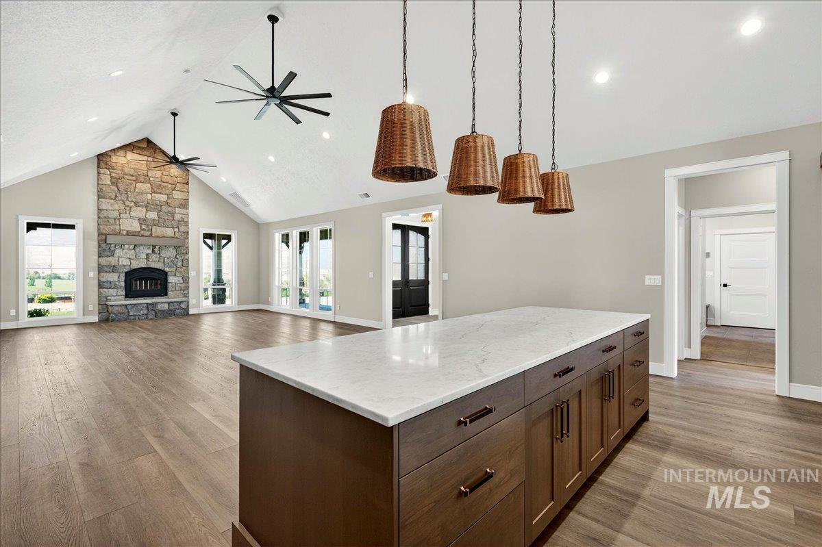 18052 Andorra Ln Property Photo 11