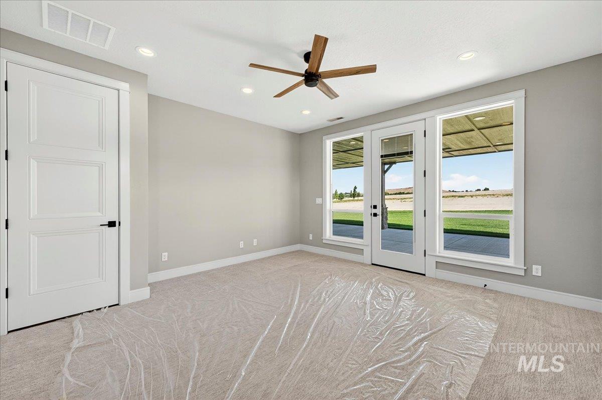 18052 Andorra Ln Property Photo 21