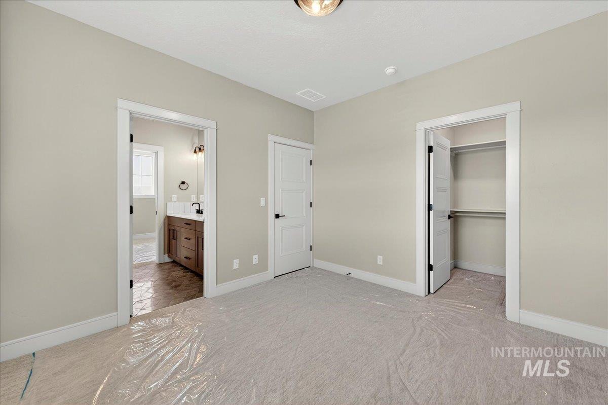 18052 Andorra Ln Property Photo 29