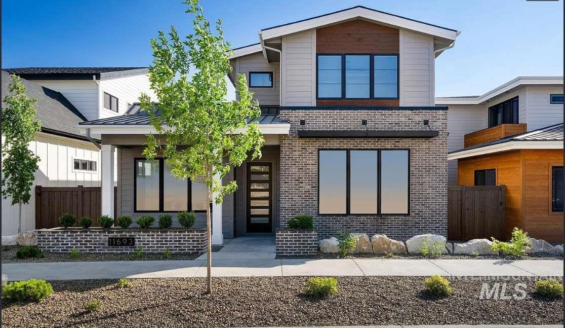 11693 N Rabbitbrush Way Property Photo 1