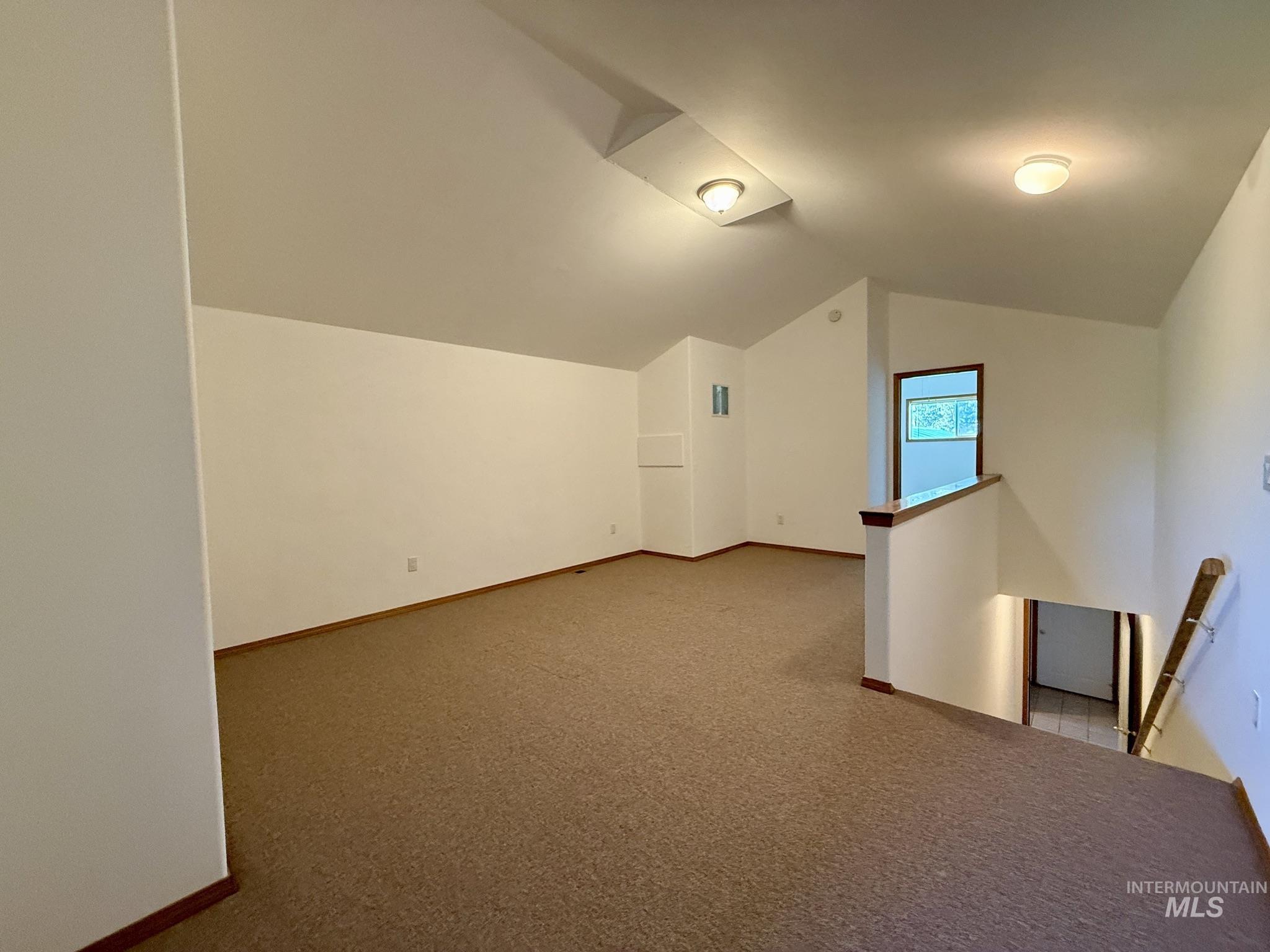 168 Williams Rd. Property Photo 17