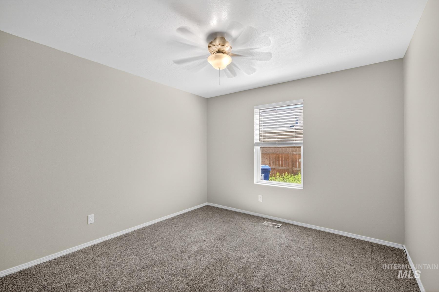 8151 W Packsaddle Property Photo 25
