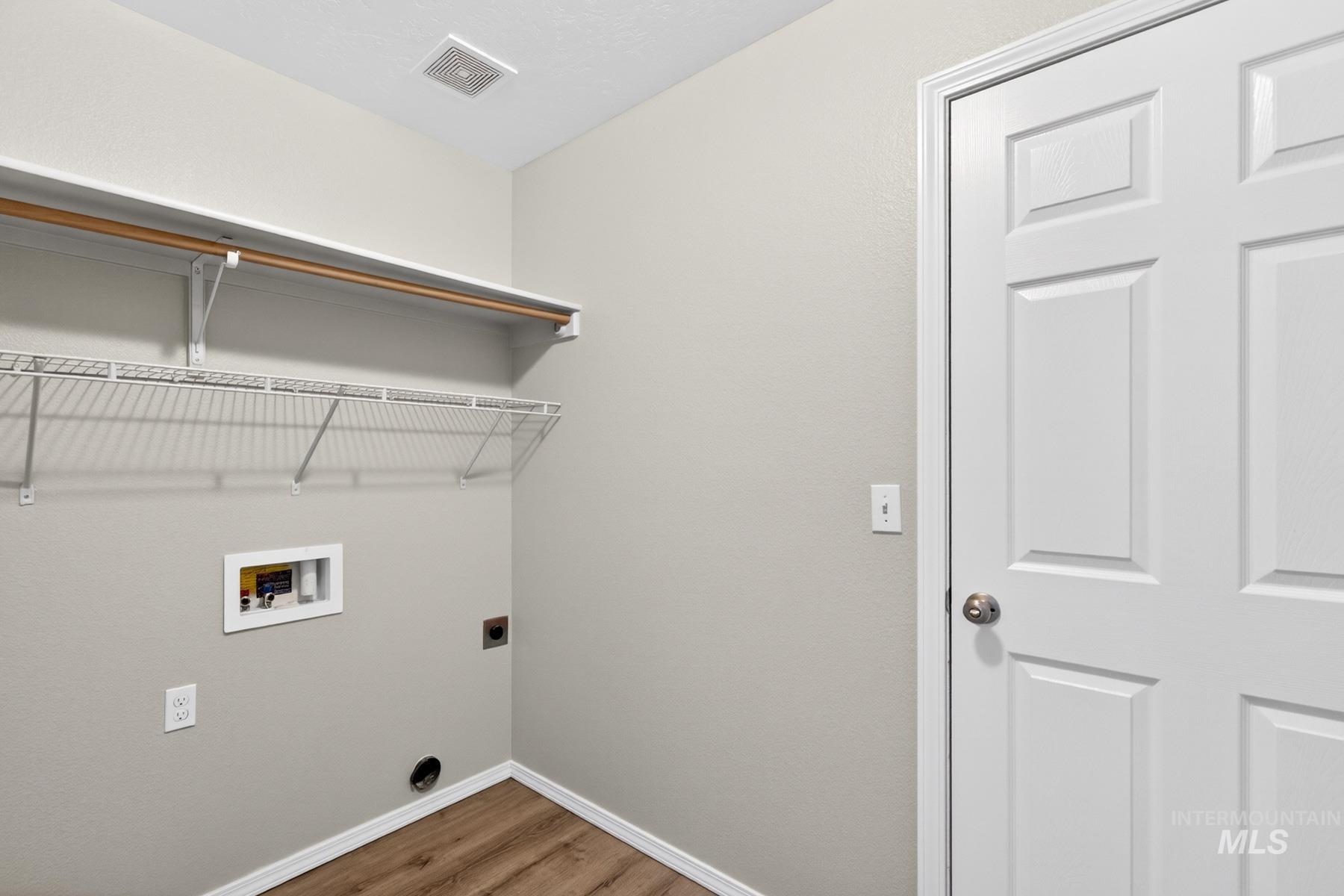 8151 W Packsaddle Property Photo 28