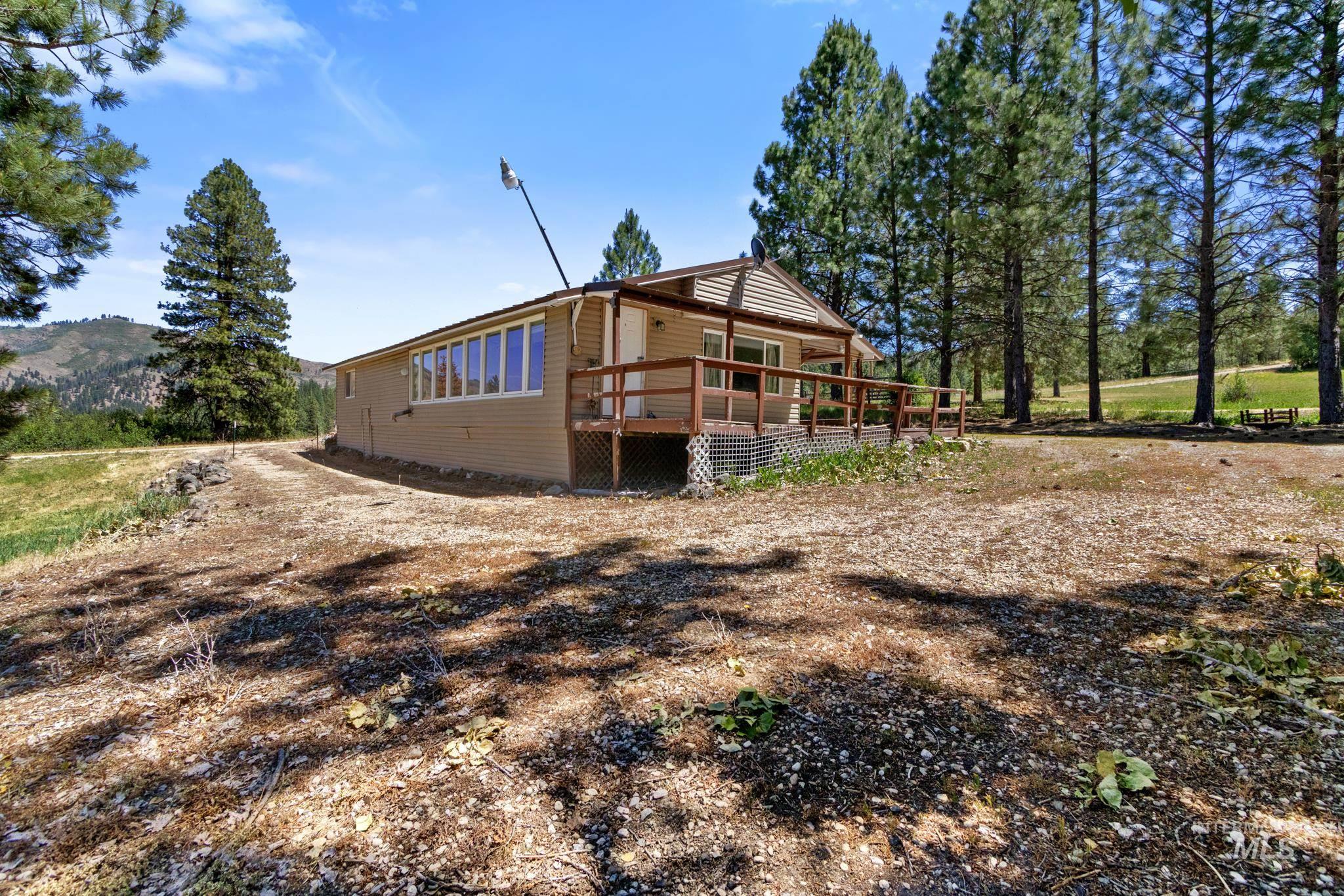 84 Clear Creek Drive Property Photo 4