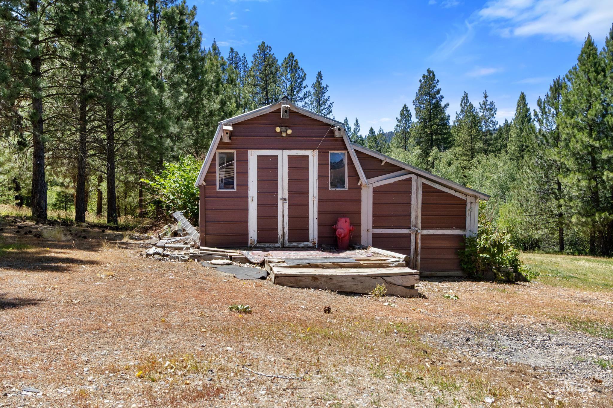 84 Clear Creek Drive Property Photo 18