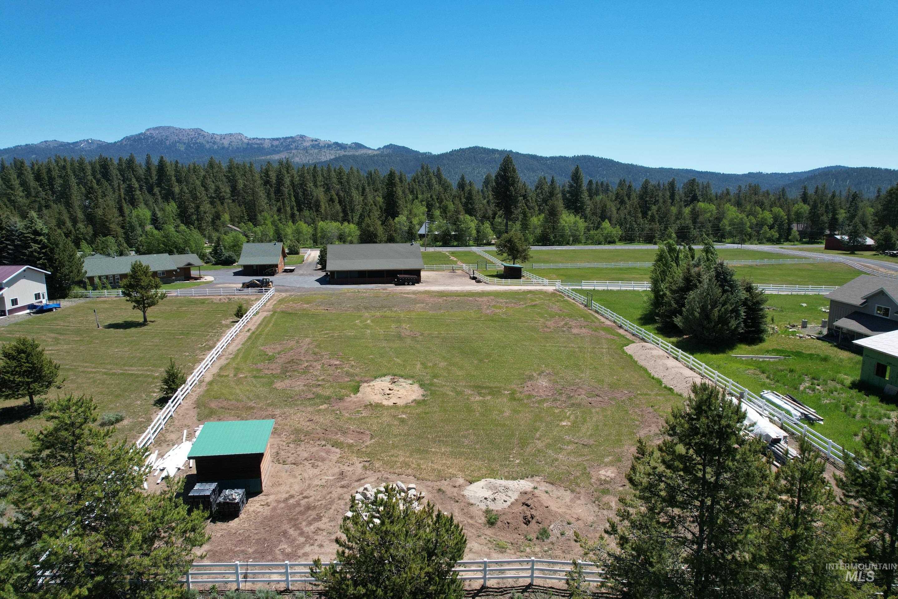 13761 Clear View Court Property Photo 7
