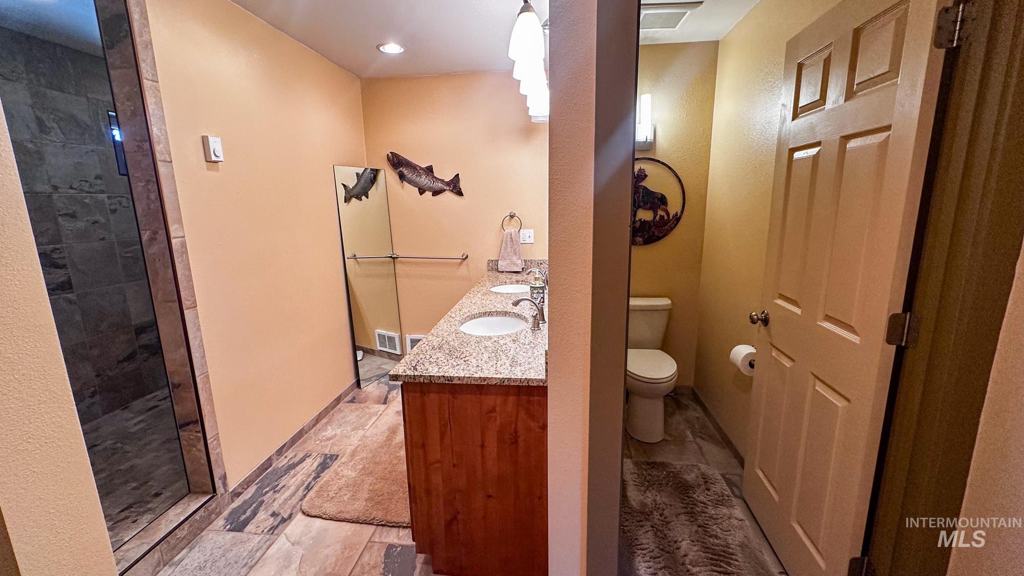 13761 Clear View Court Property Photo 34