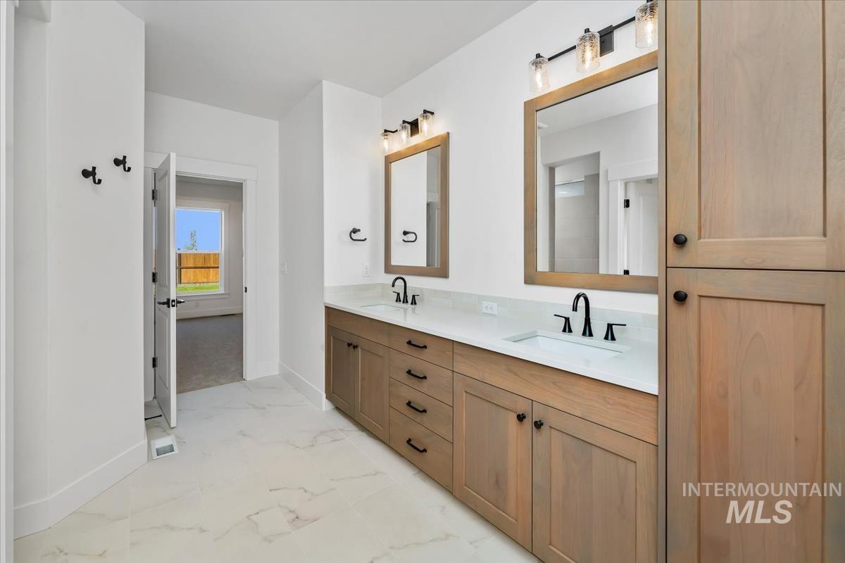 11049 W Lahinch Ln Property Photo 20