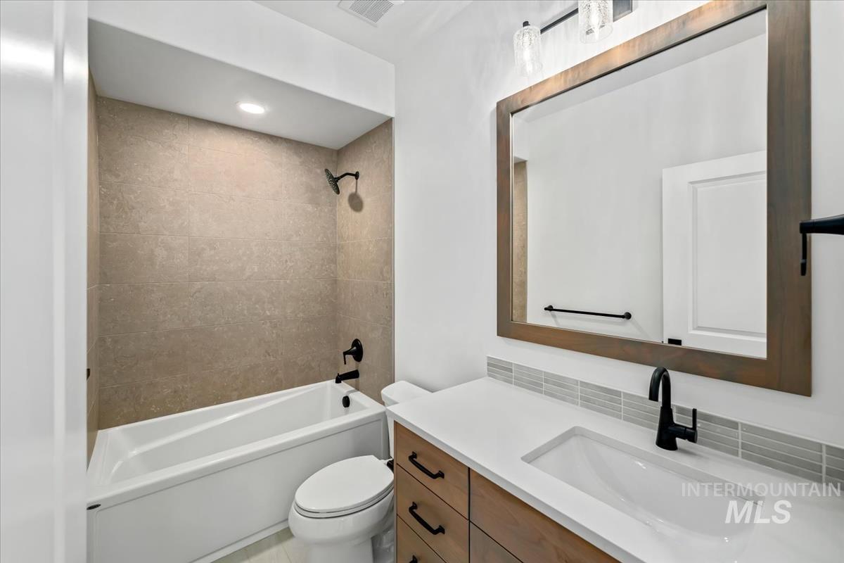 11049 W Lahinch Ln Property Photo 26