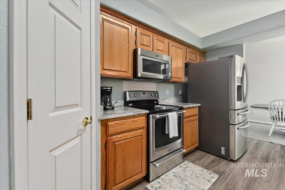 1205 Walnut Creek Ct Property Photo 9