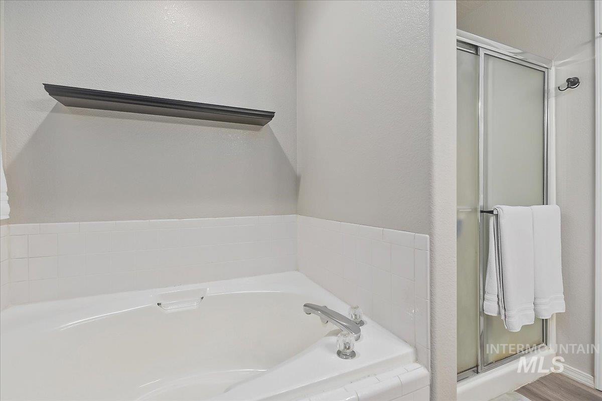 1205 Walnut Creek Ct Property Photo 13