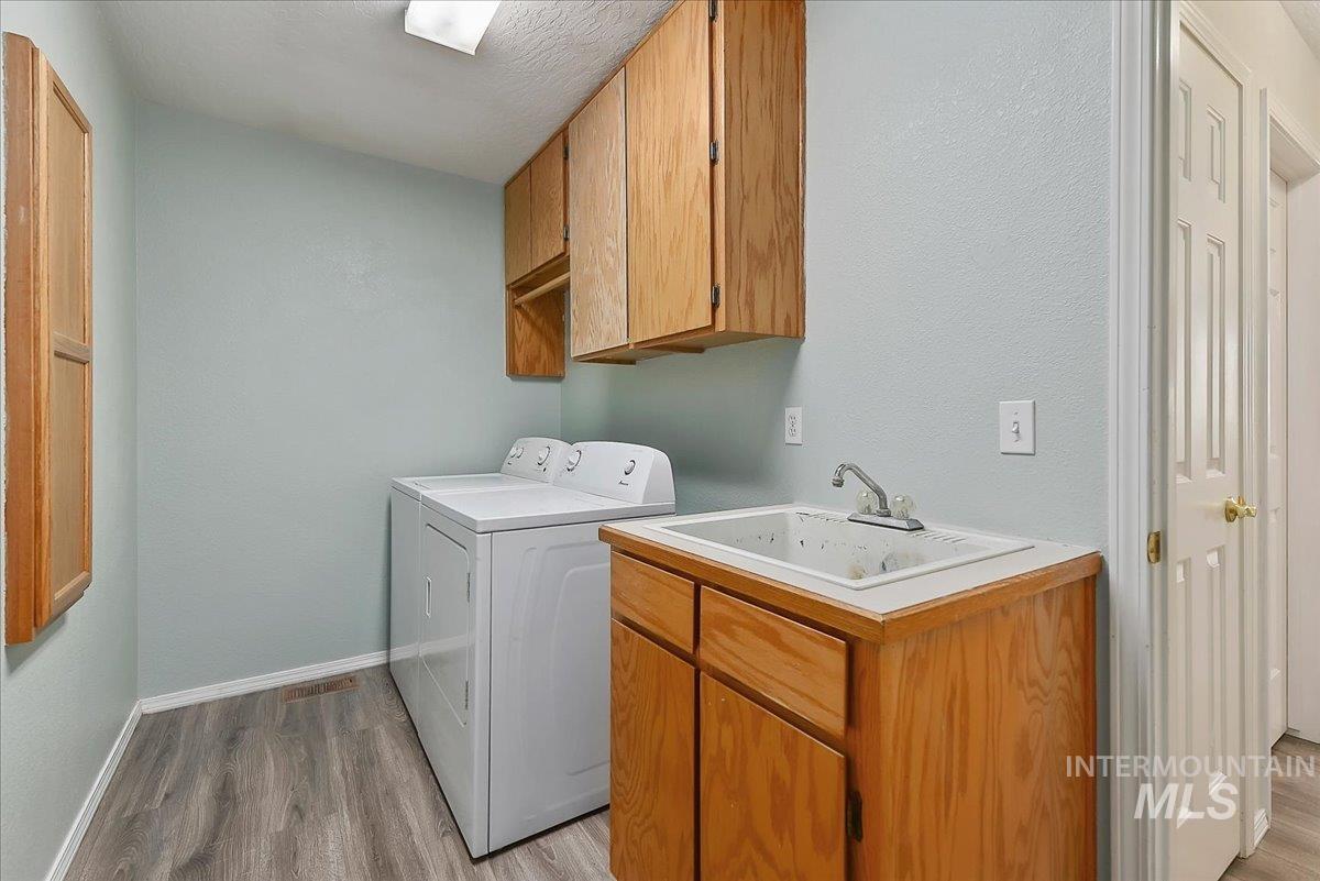 1205 Walnut Creek Ct Property Photo 17