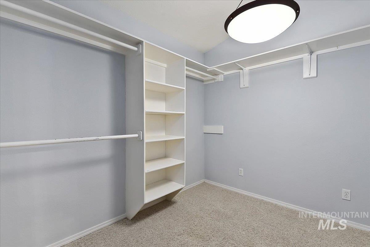 1205 Walnut Creek Ct Property Photo 22