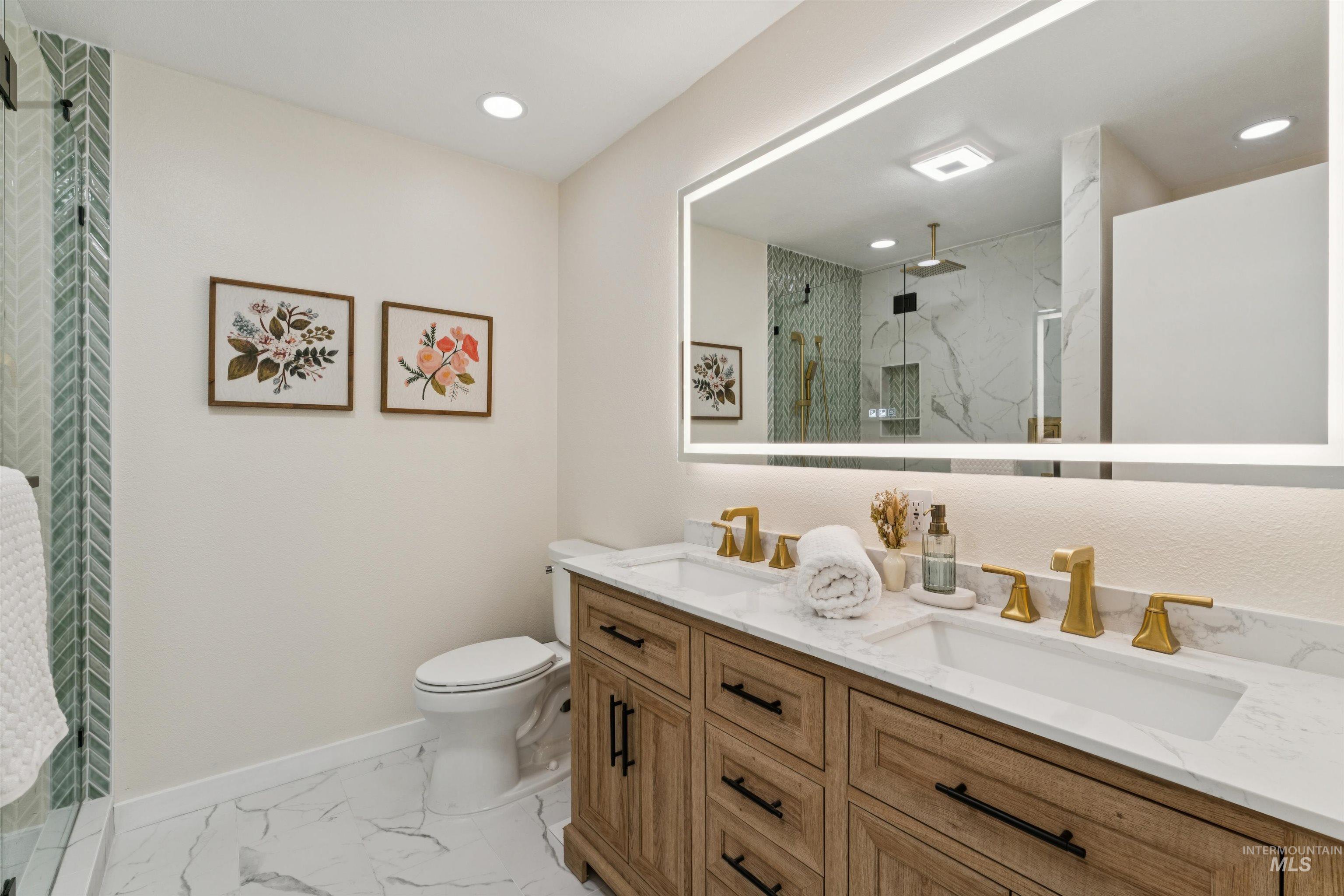 13926 W Cortina Property Photo 21