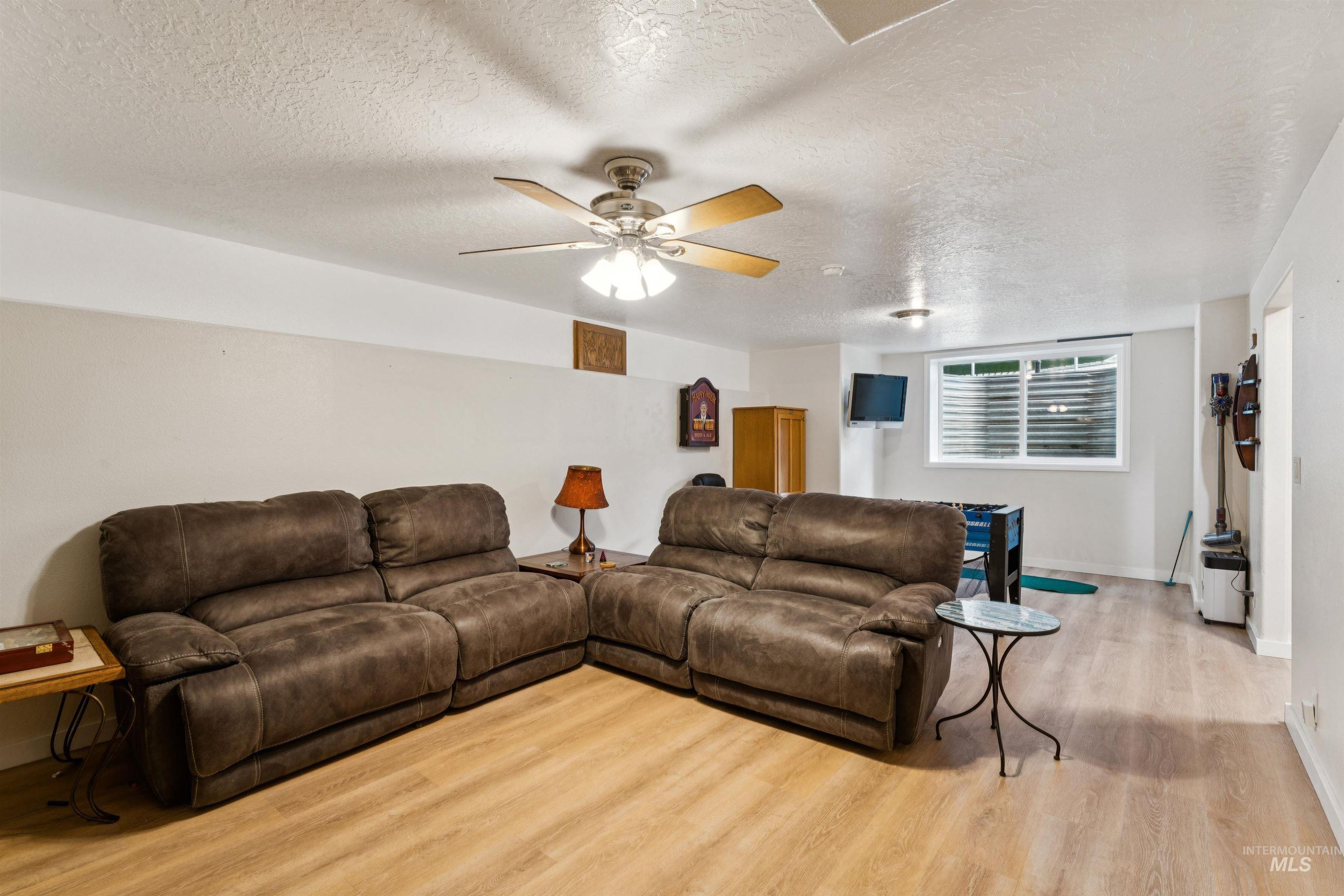 13926 W Cortina Property Photo 33