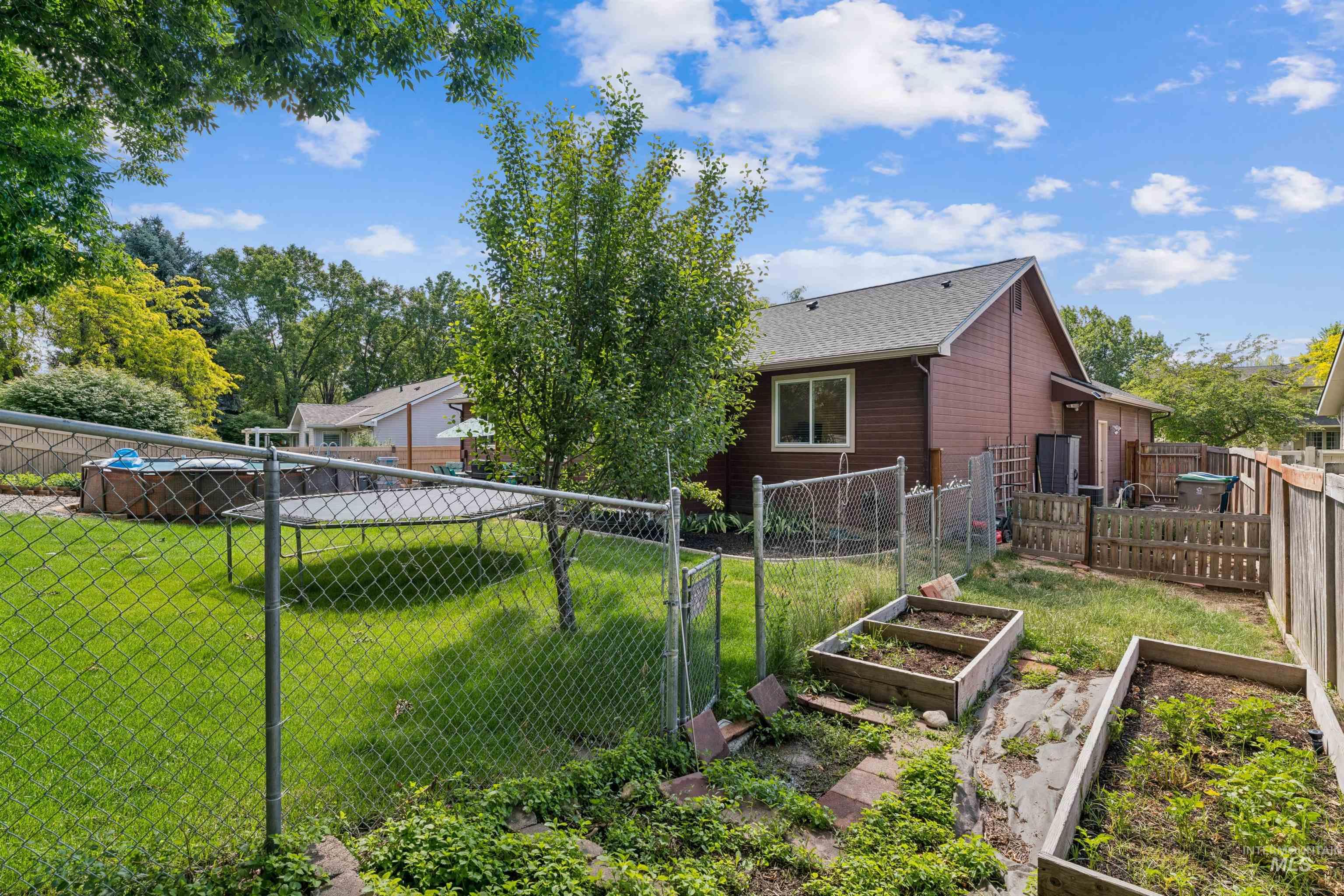 13926 W Cortina Property Photo 42