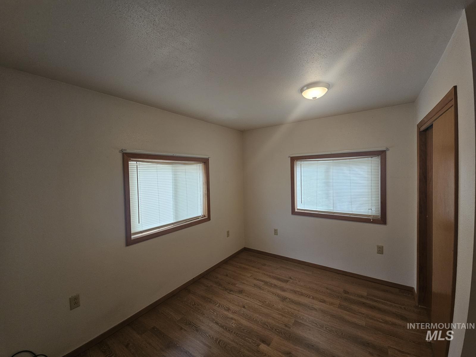 309 Sw Ave Property Photo 12