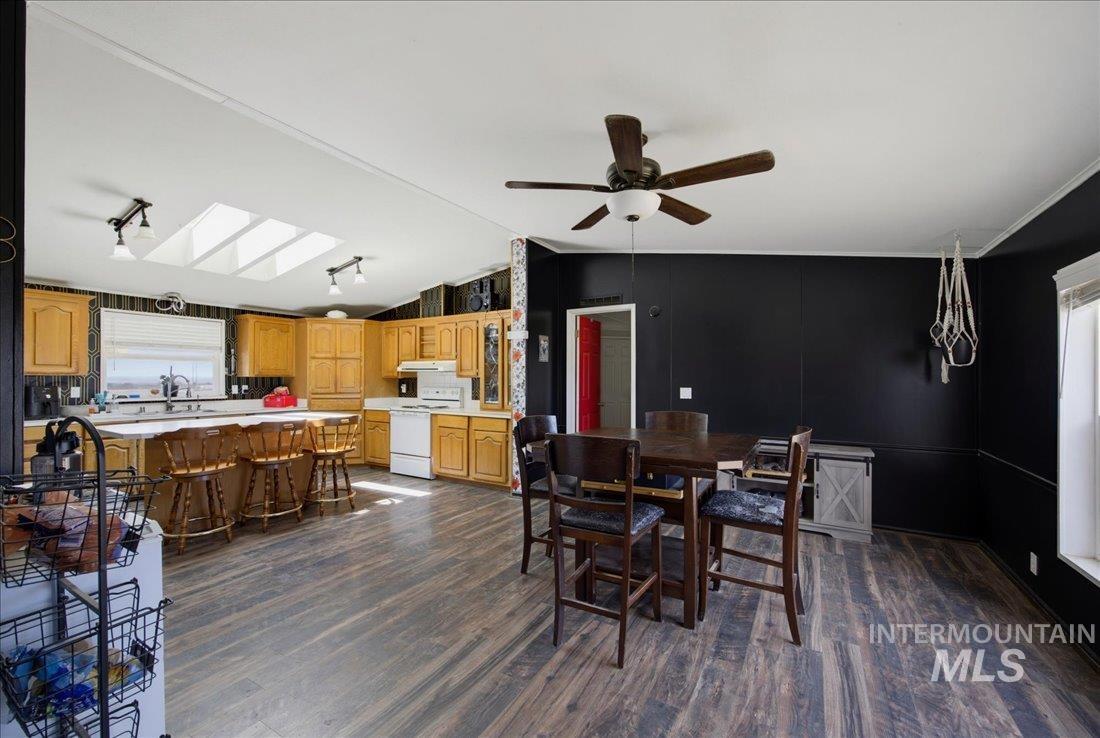 17903 Sand Hollow Rd Property Photo 8