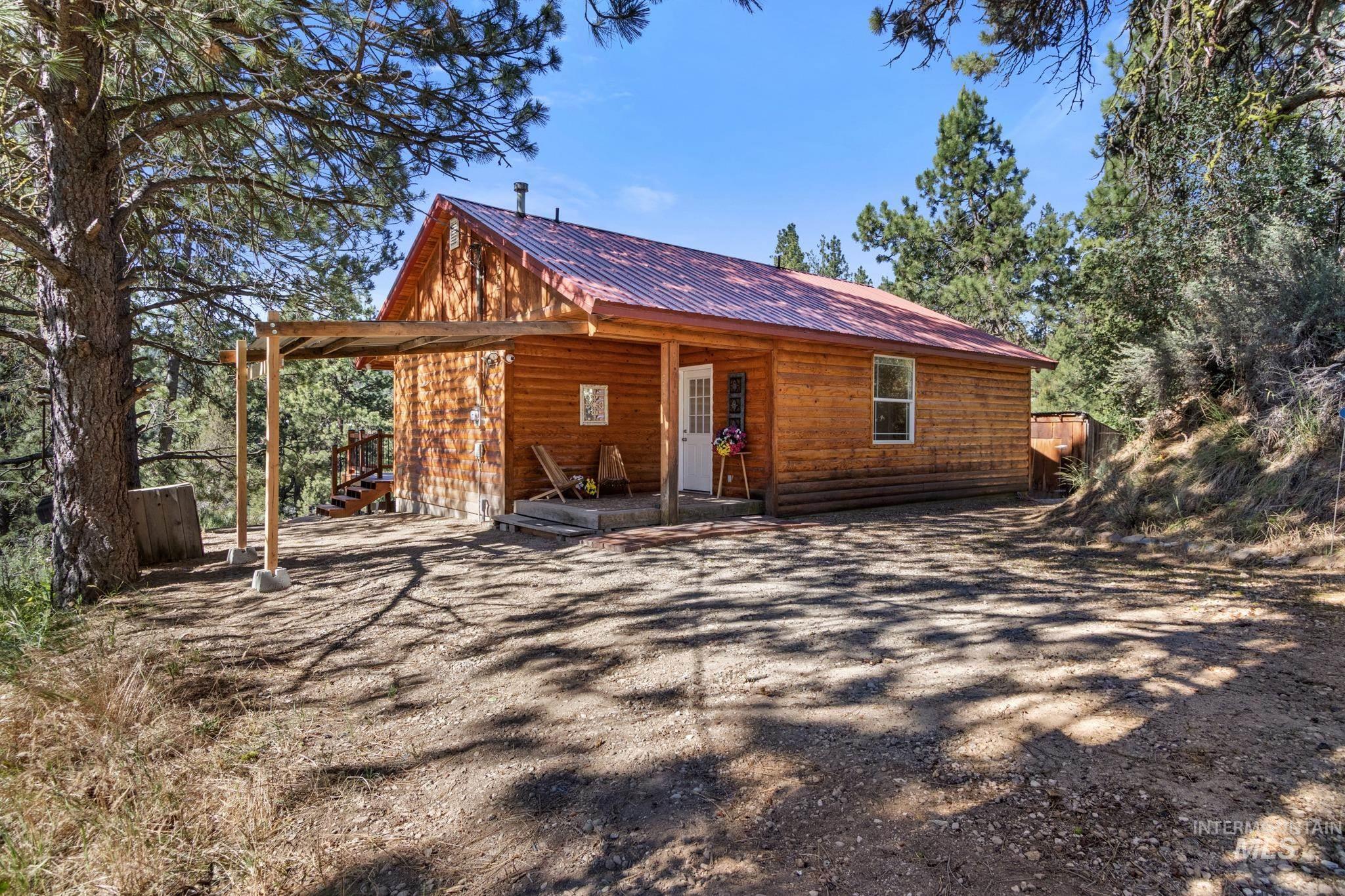 24 Deadmans Gulch Property Photo 3