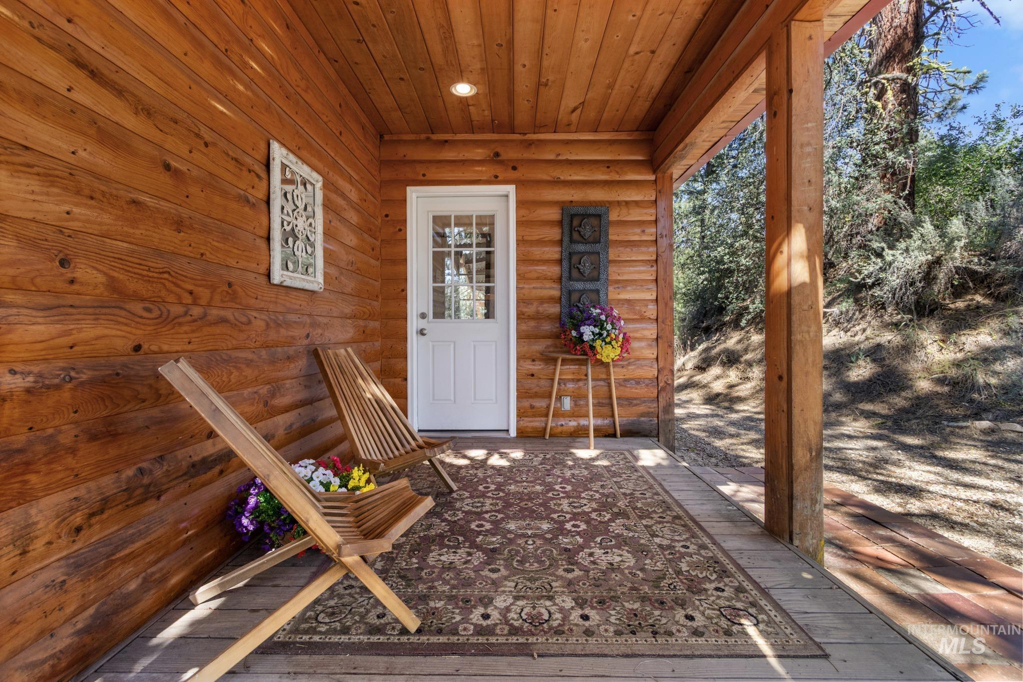 24 Deadmans Gulch Property Photo 4