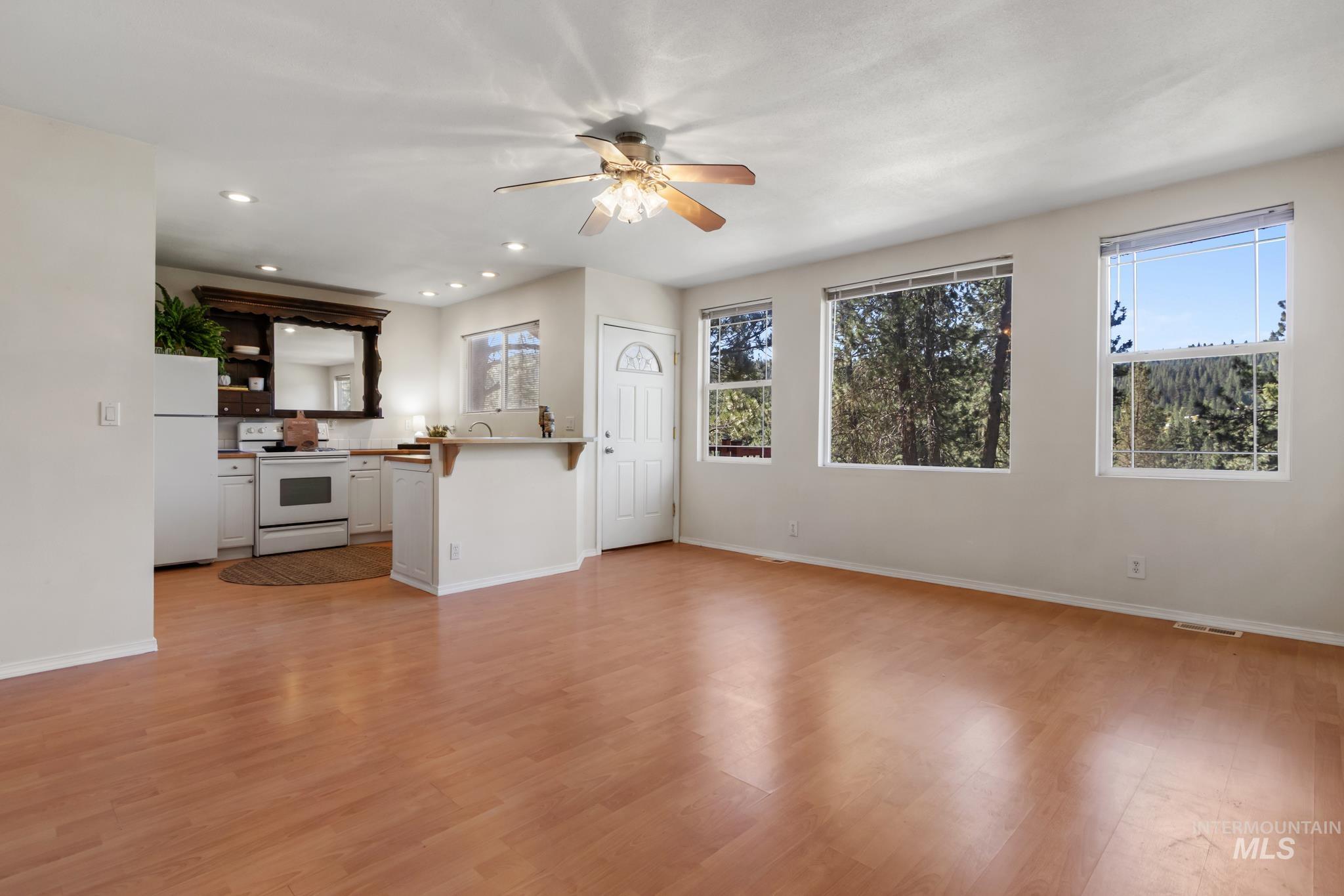 24 Deadmans Gulch Property Photo 7