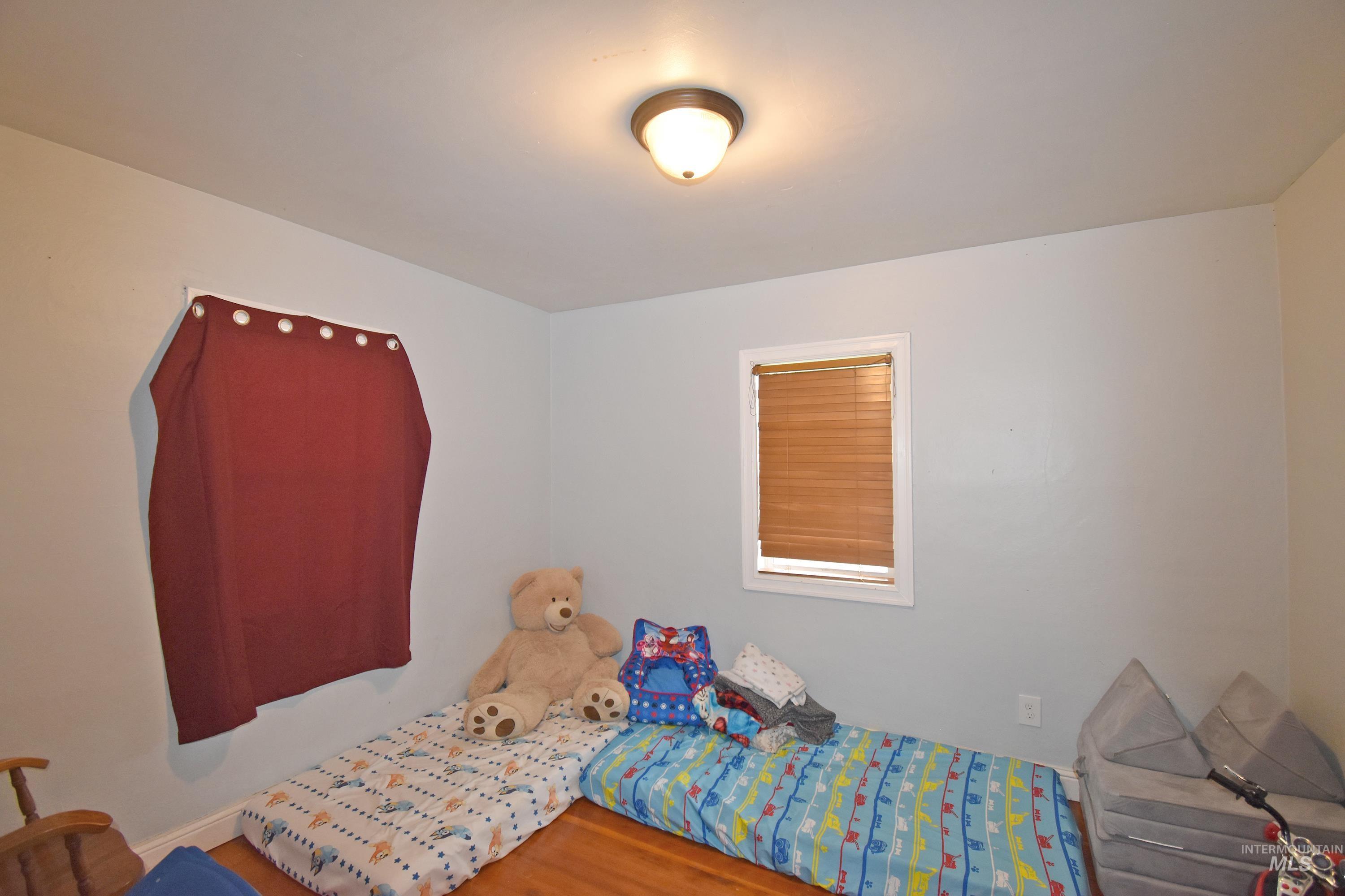 437 12th Street Property Photo 3