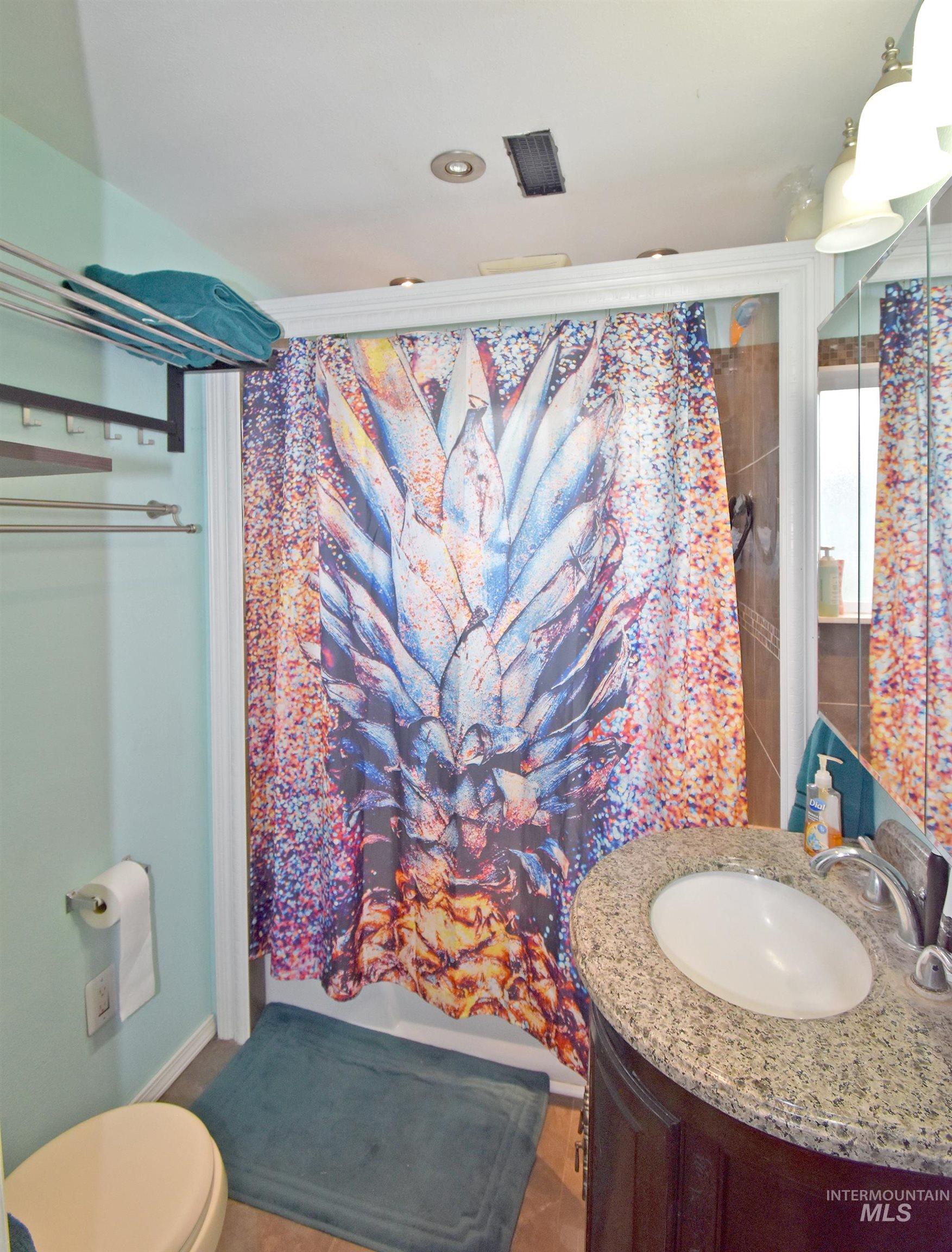 437 12th Street Property Photo 5