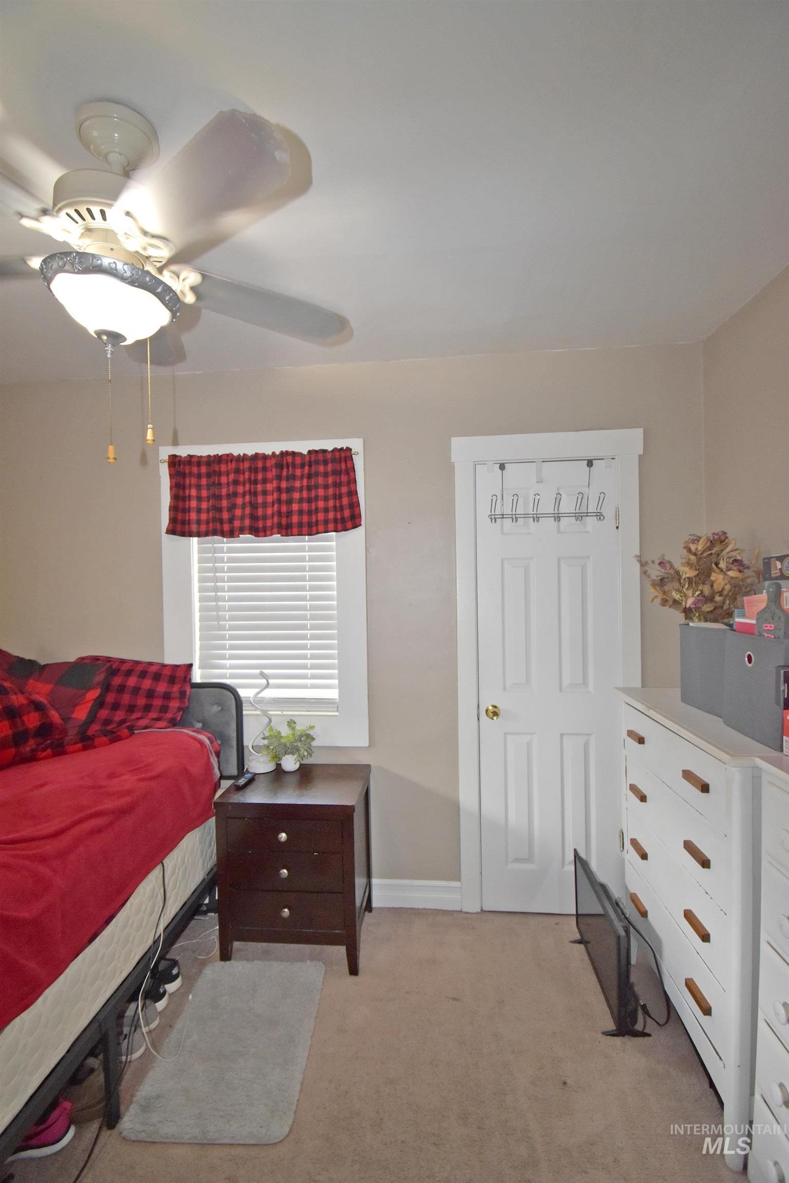 437 12th Street Property Photo 6