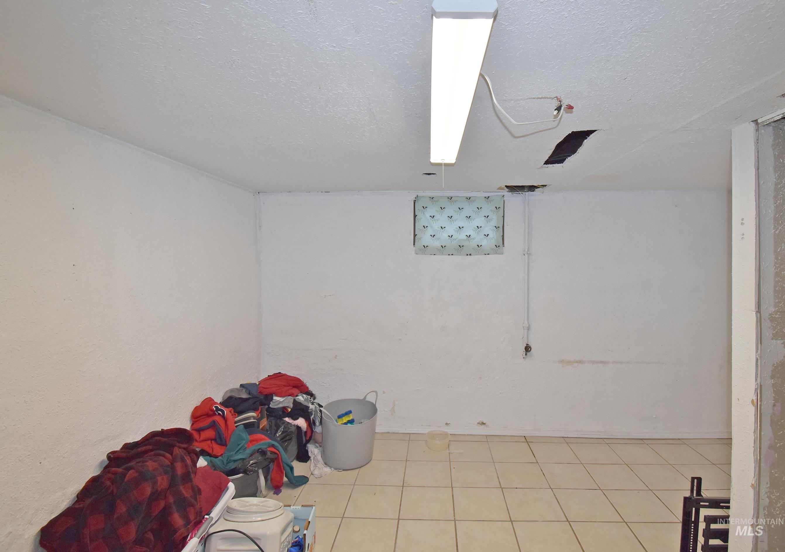 437 12th Street Property Photo 12