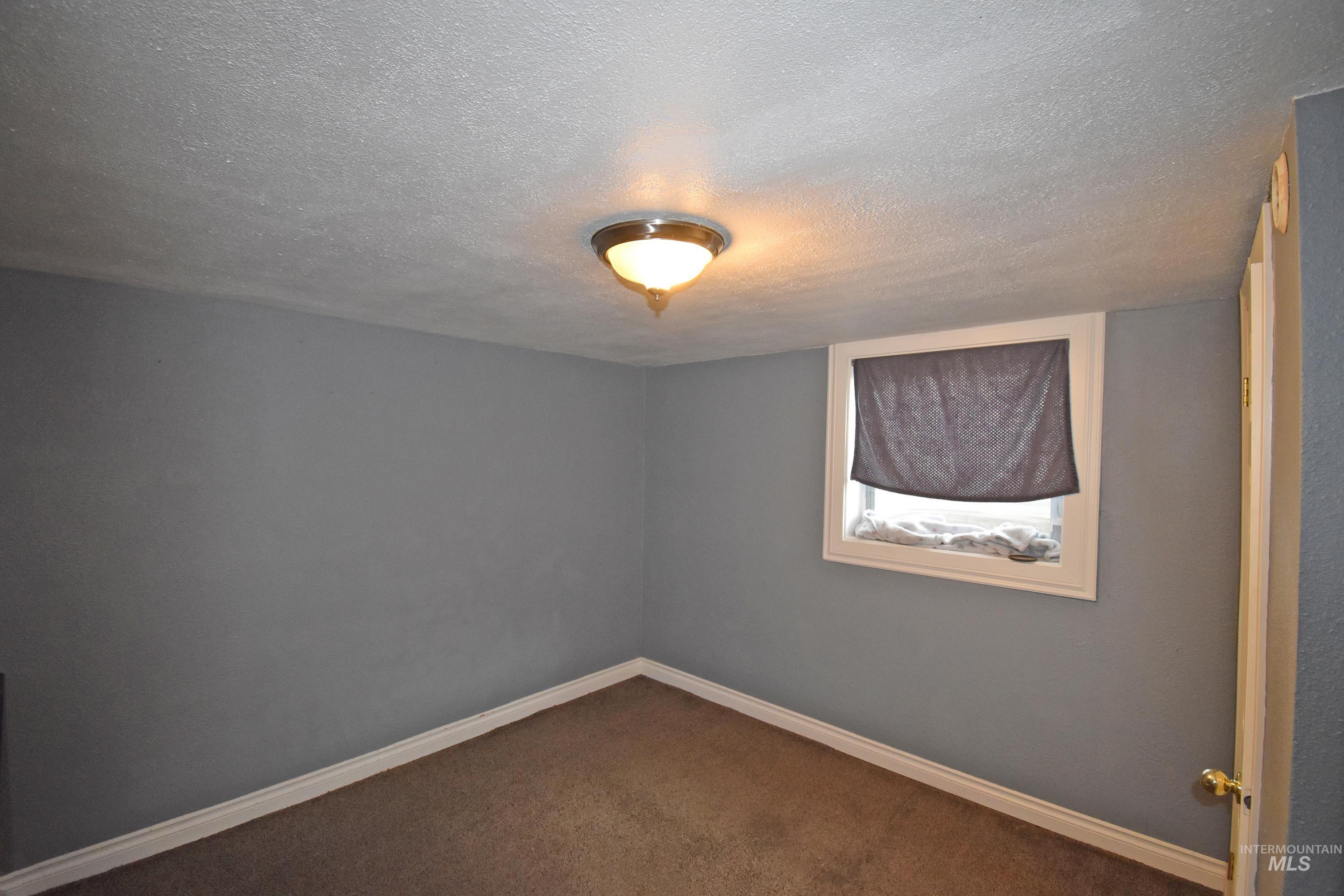 437 12th Street Property Photo 14