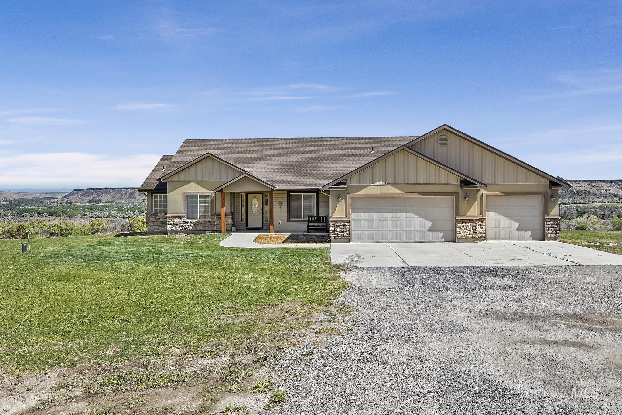 4531 N 1250 E Property Photo 3