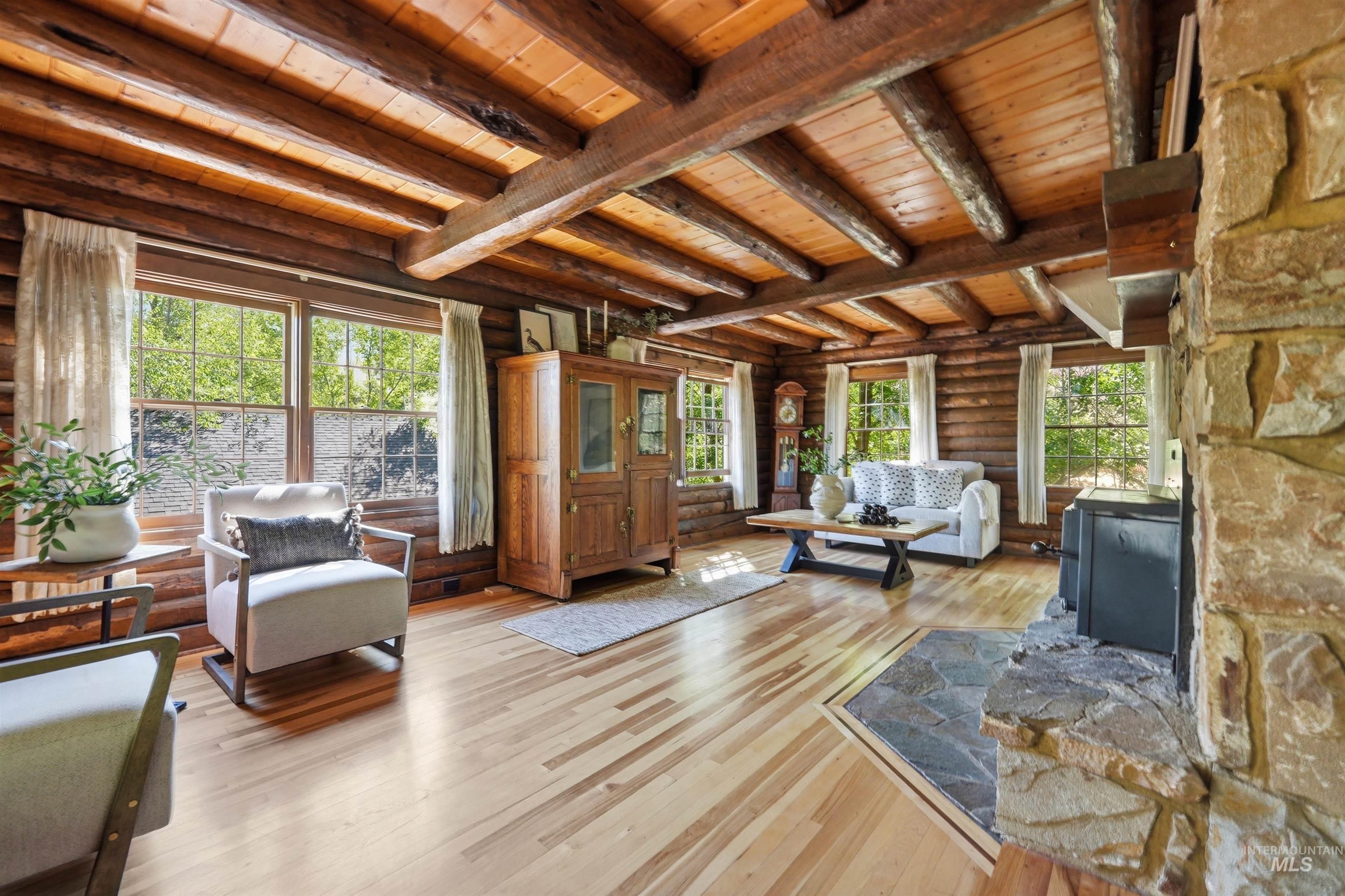 13070 N Horseshoe Bend Rd Property Photo 3