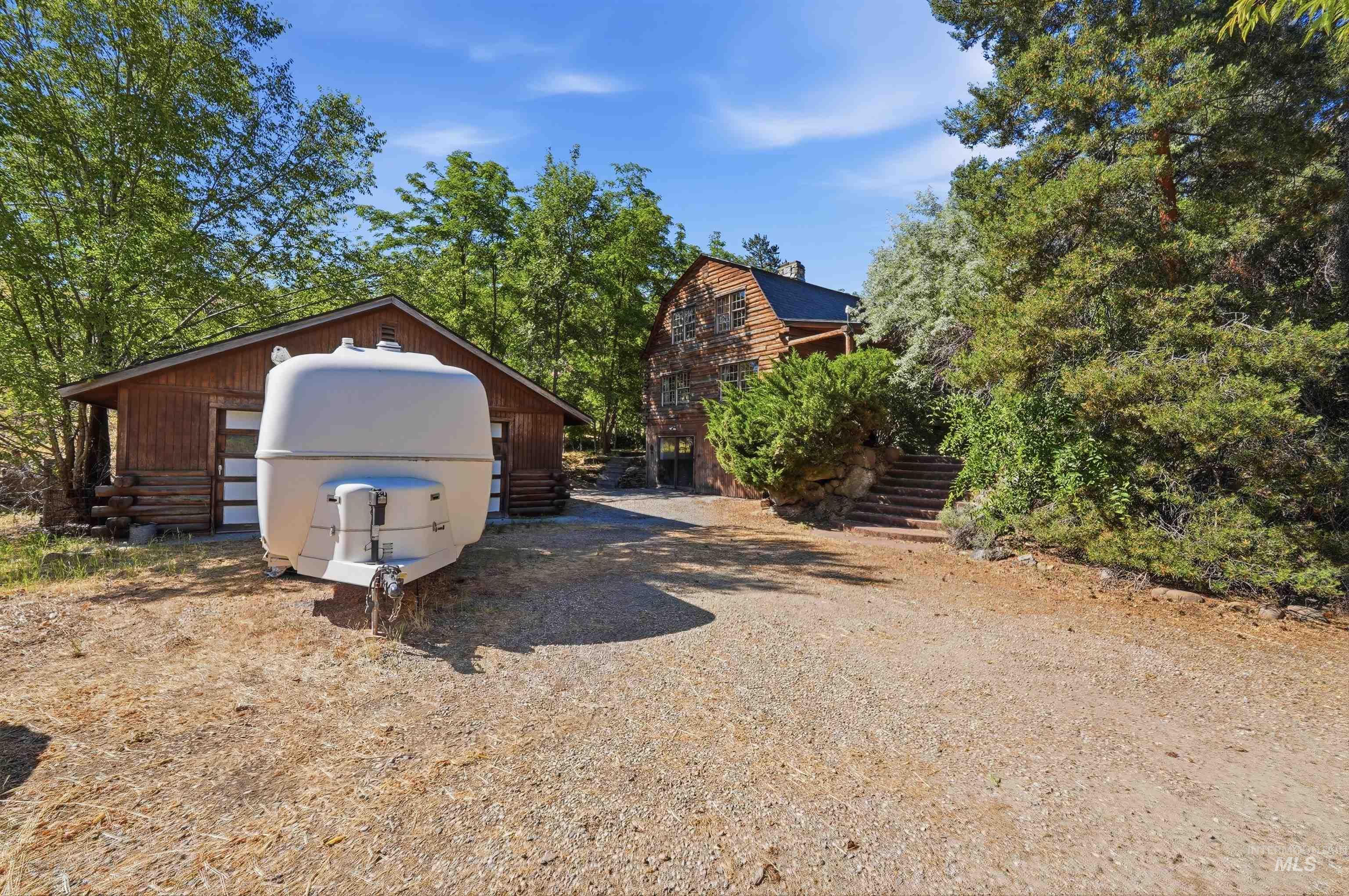 13070 N Horseshoe Bend Rd Property Photo 5