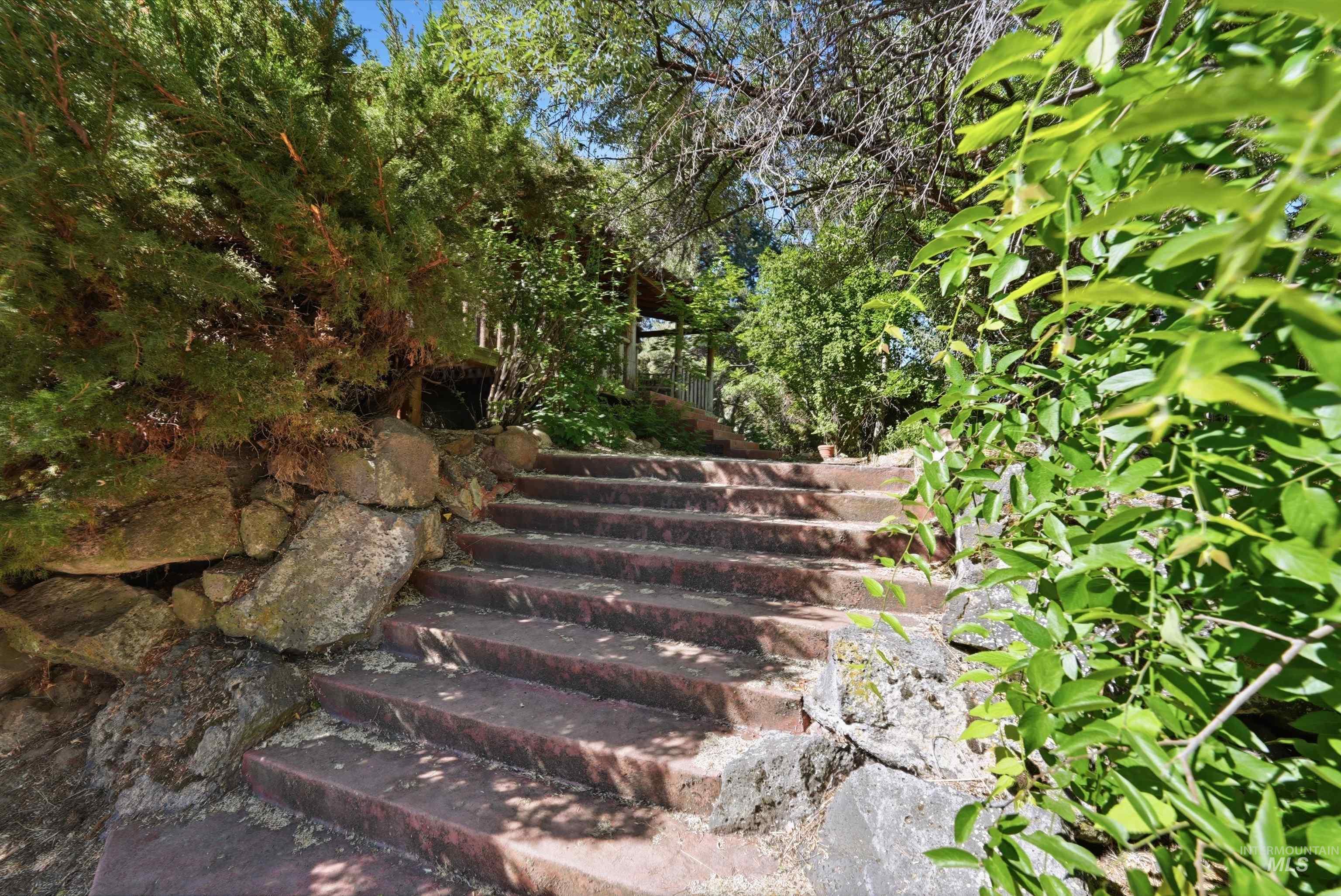 13070 N Horseshoe Bend Rd Property Photo 6