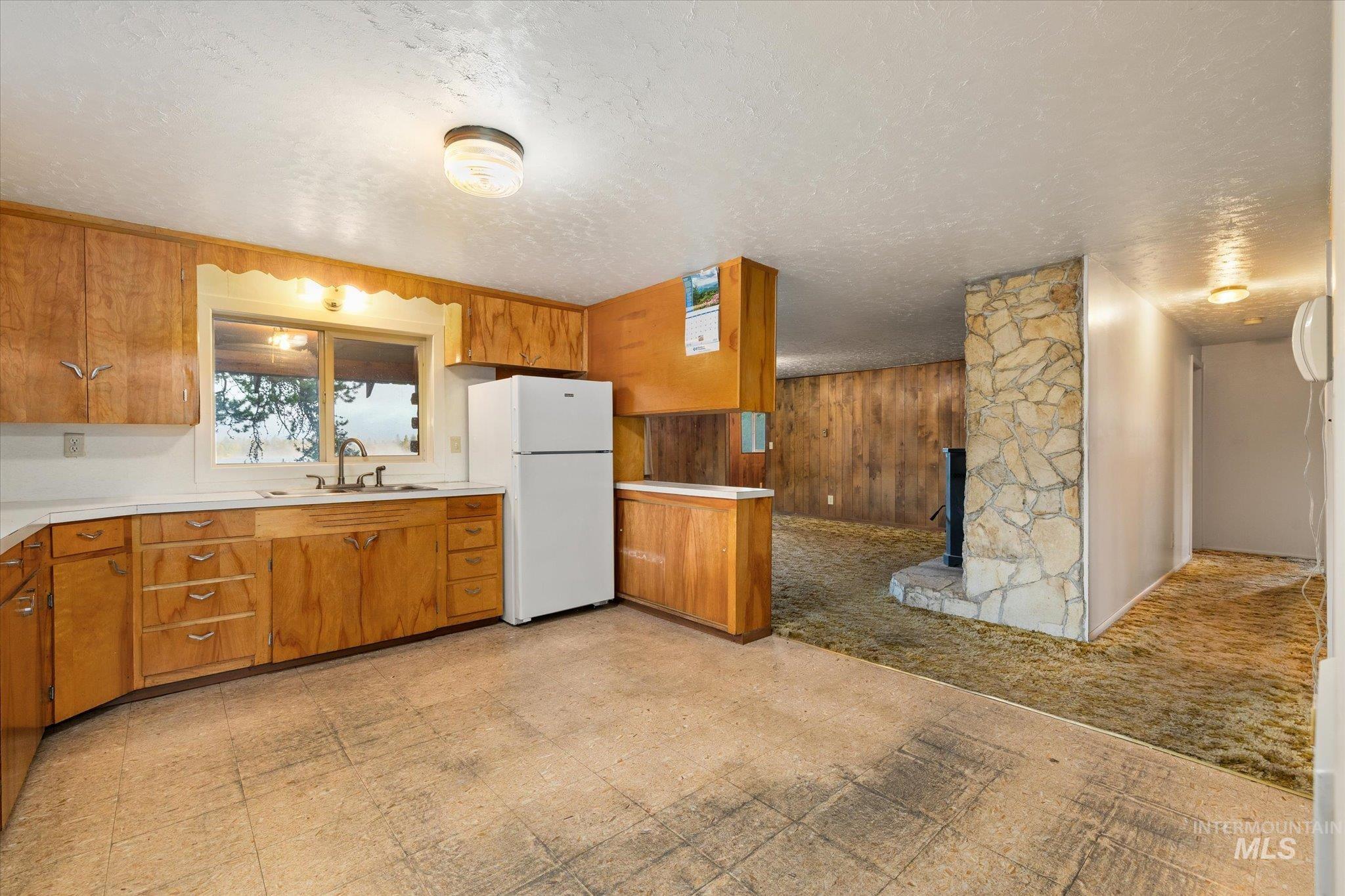 13029 Delayne Rd Property Photo 3